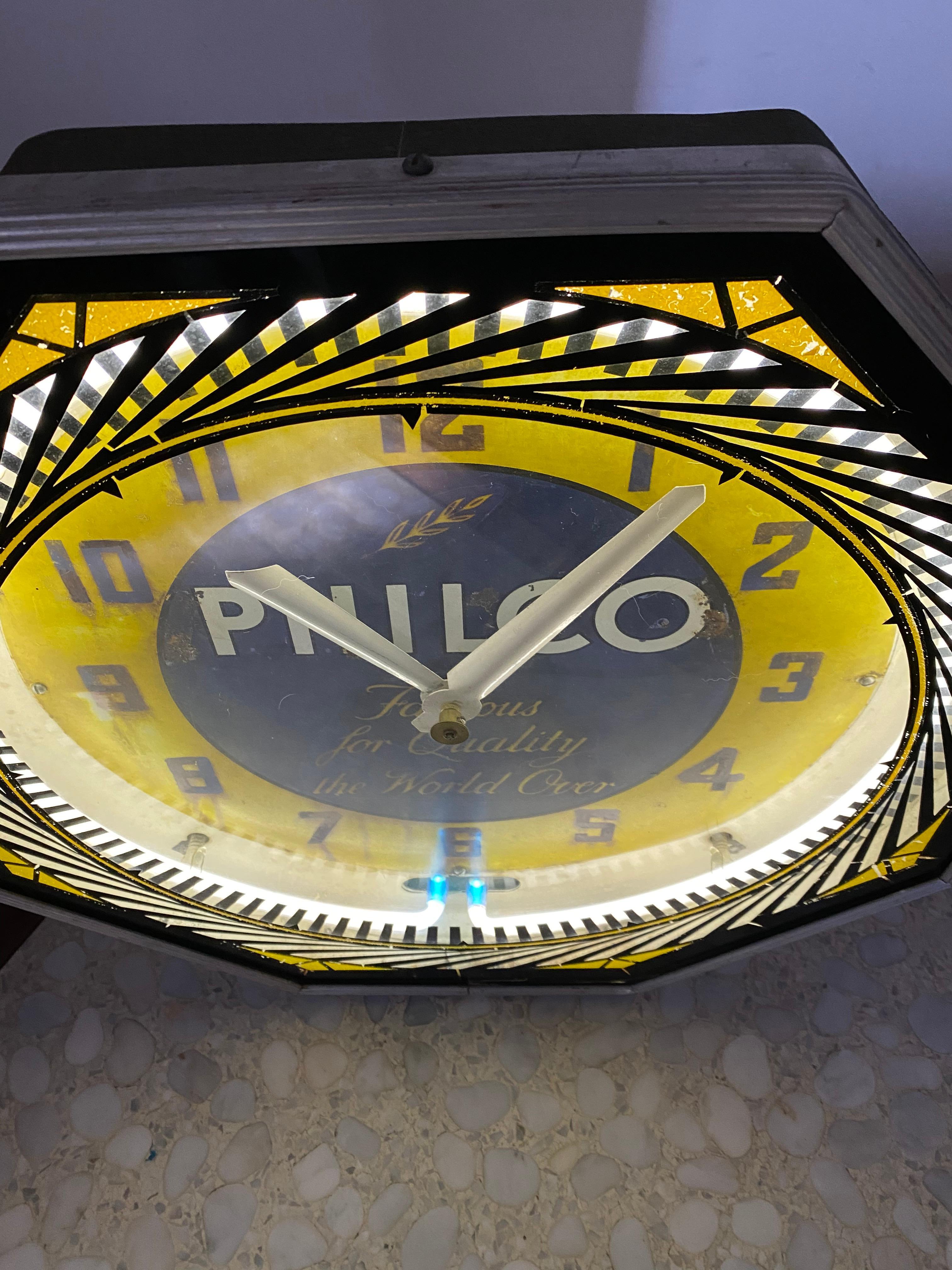 American Classic Philco Neon Spinner Clock, Neon Products / Lima Ohio
