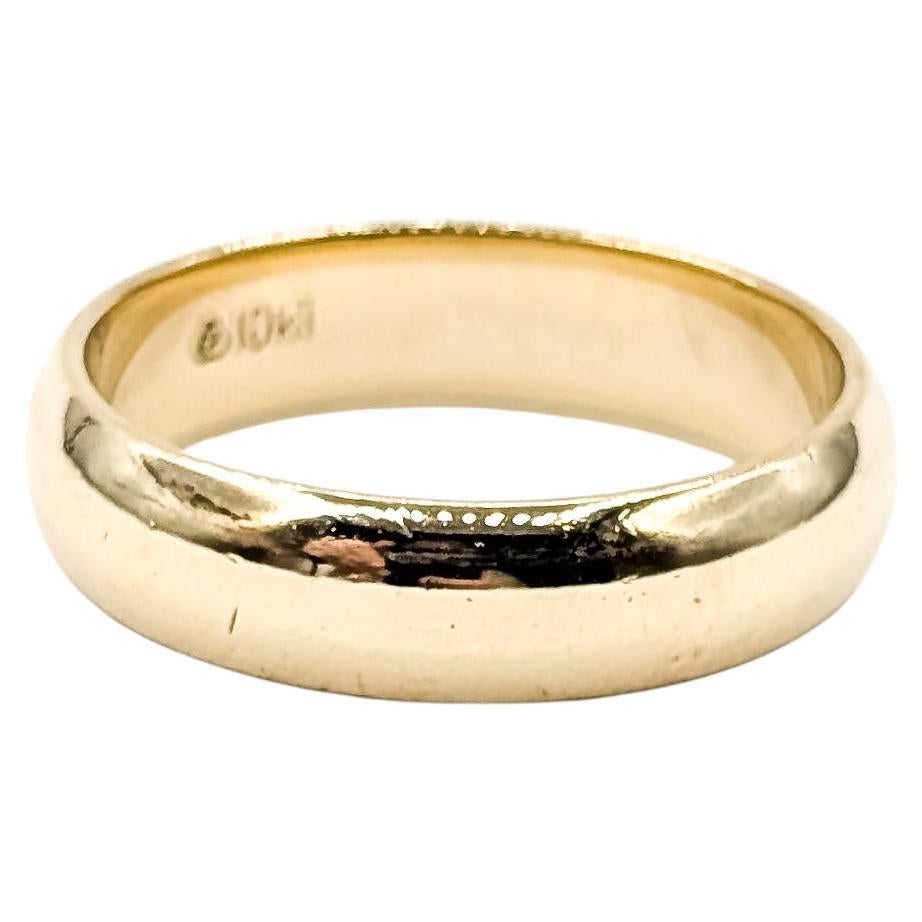 Bague classique en or jaune 10k en vente