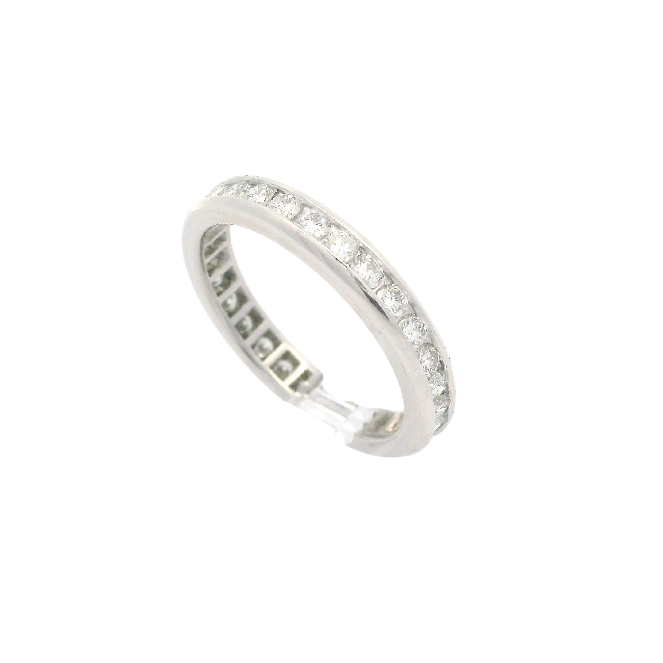 –Stone(s)–
(29) Natural Genuine Diamonds - Round Brilliant Cut - Channel Set - G/H Color - VS1/VS2 Clarity - 1.02ctw (exact)

Material: Solid Platinum
Weight: 5.04 Grams
Ring Size: 5.5 ( fitted on finger, we can NOT custom size this ring)
Ring