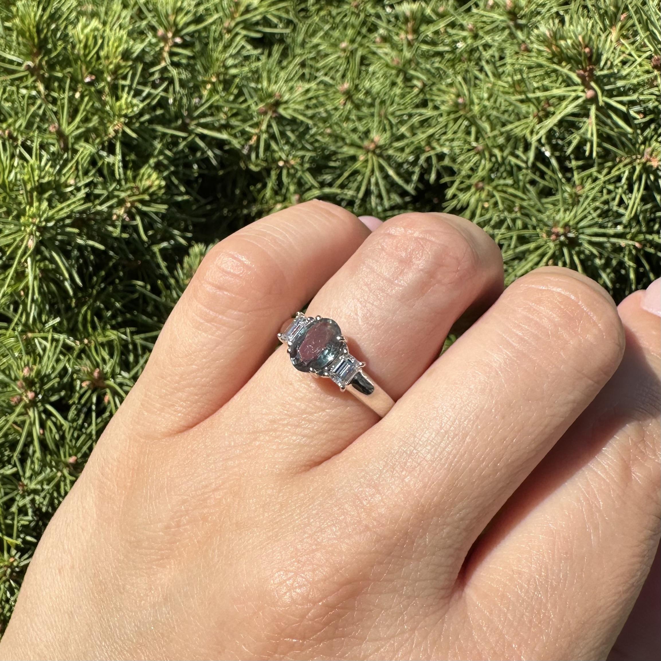 Bague classique en platine GIA 1.58ctw Top Color Change Diamond Alexandrite Accents en vente 14