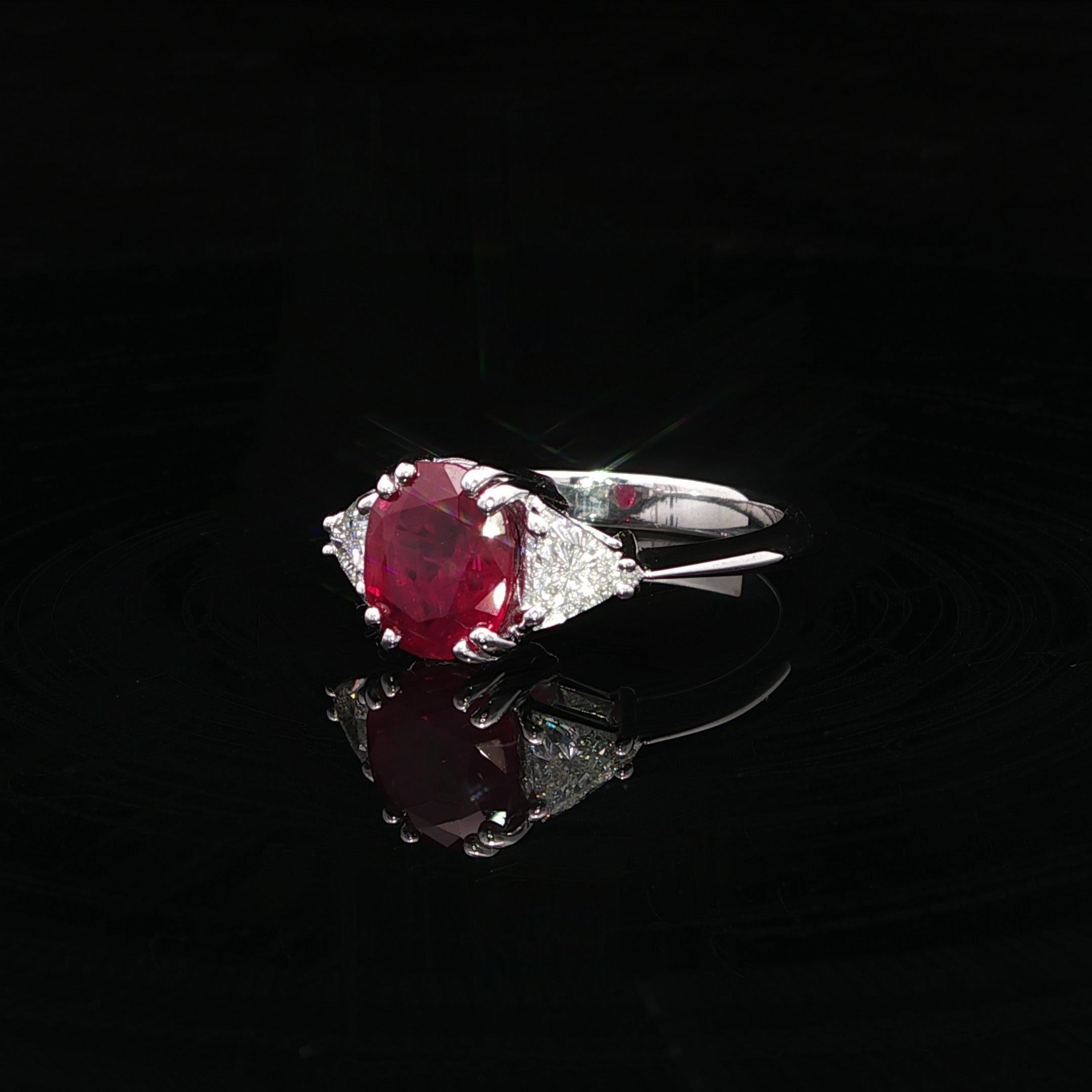 Classic Platinum GIA 2.56ctw Vivid Red Burma Ruby w/ Trillion Diamond Sides Ring For Sale 2