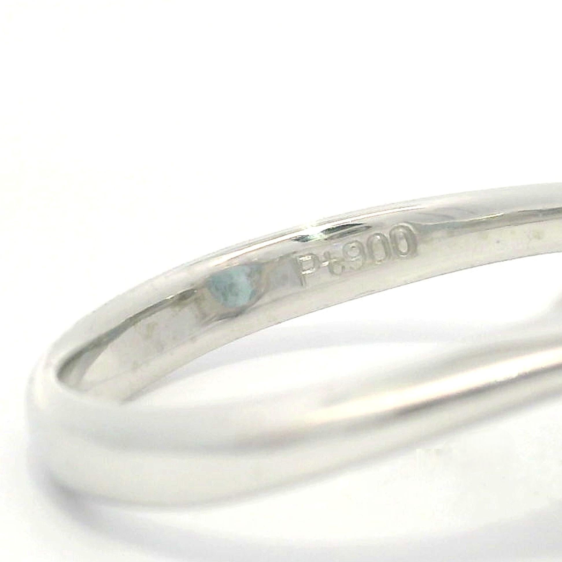 Anello cocktail classico in platino GIA con acquamarina ovale da 7,3 carati e lati di diamante in vendita 3