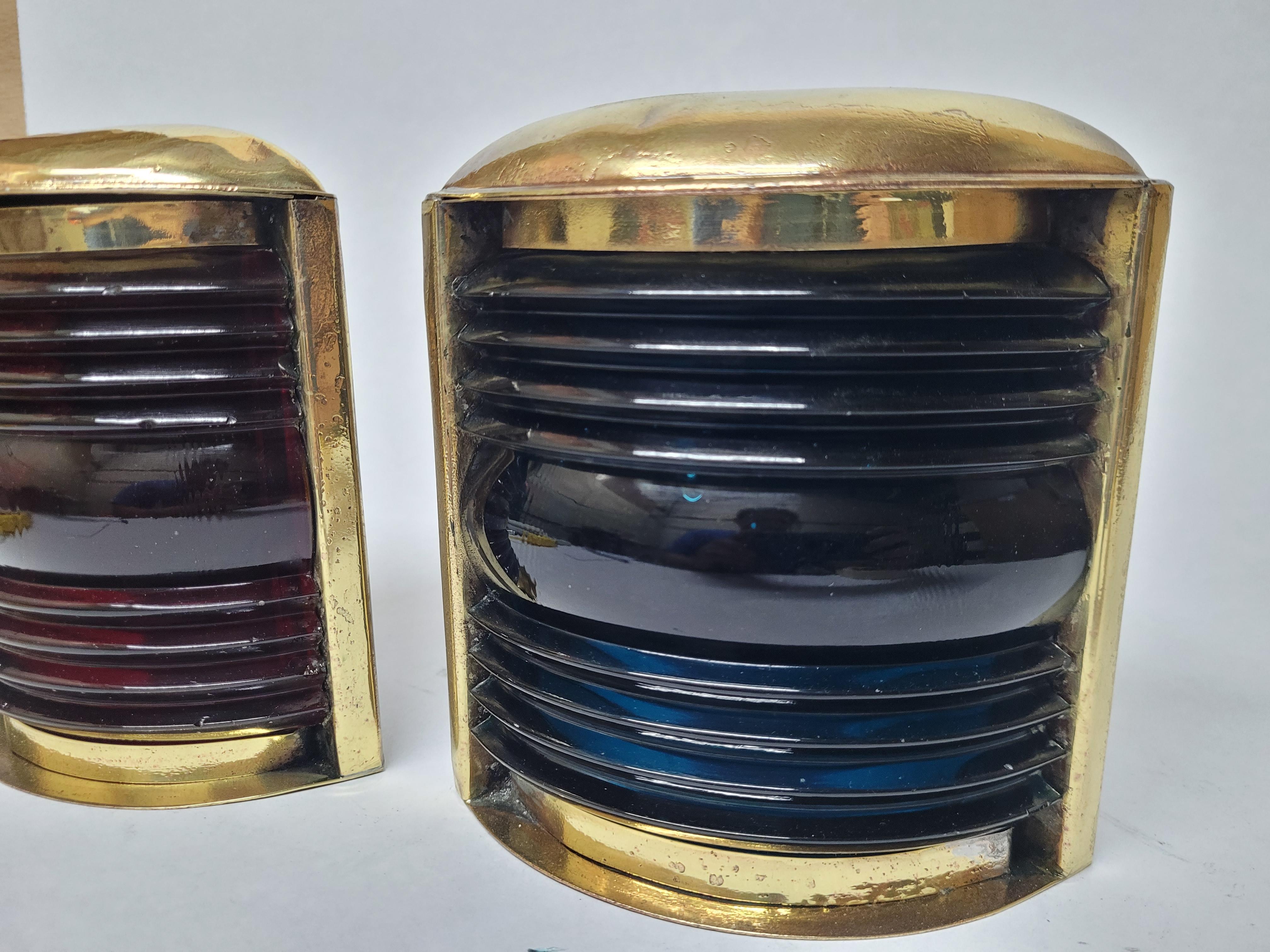 Classic Port and Starboard Motor Boat Lanterns For Sale 4
