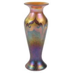 Retro Classic Pulled Feather Art Glass Vase, Lundberg Studios of California, Signed