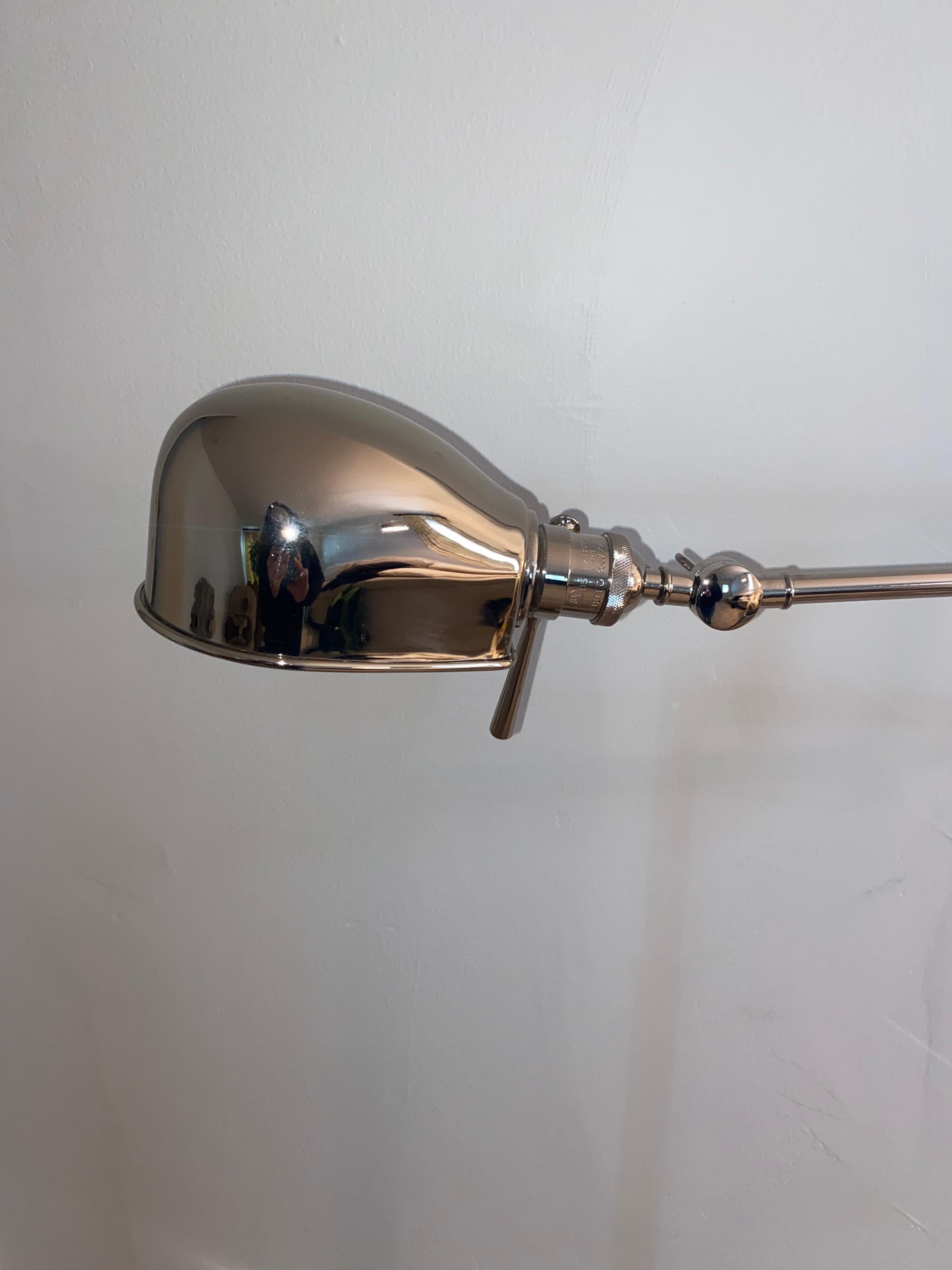 Cromo Lampade da terra classiche Ralph Lauren orientabili in cromo lucido in vendita