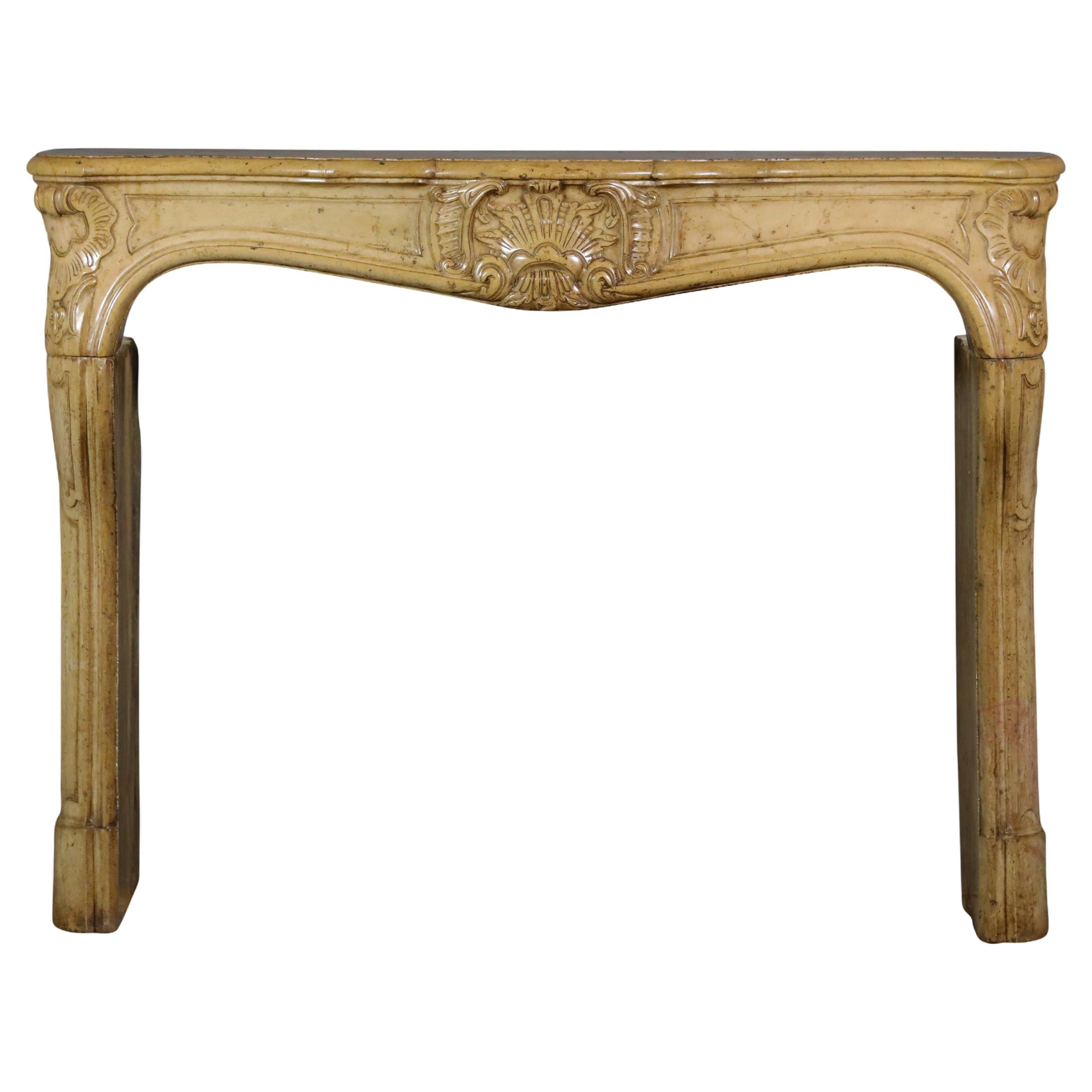 Classic Regency Fireplace Surround In French Honey Color Hard Stone 18th Century For Sale