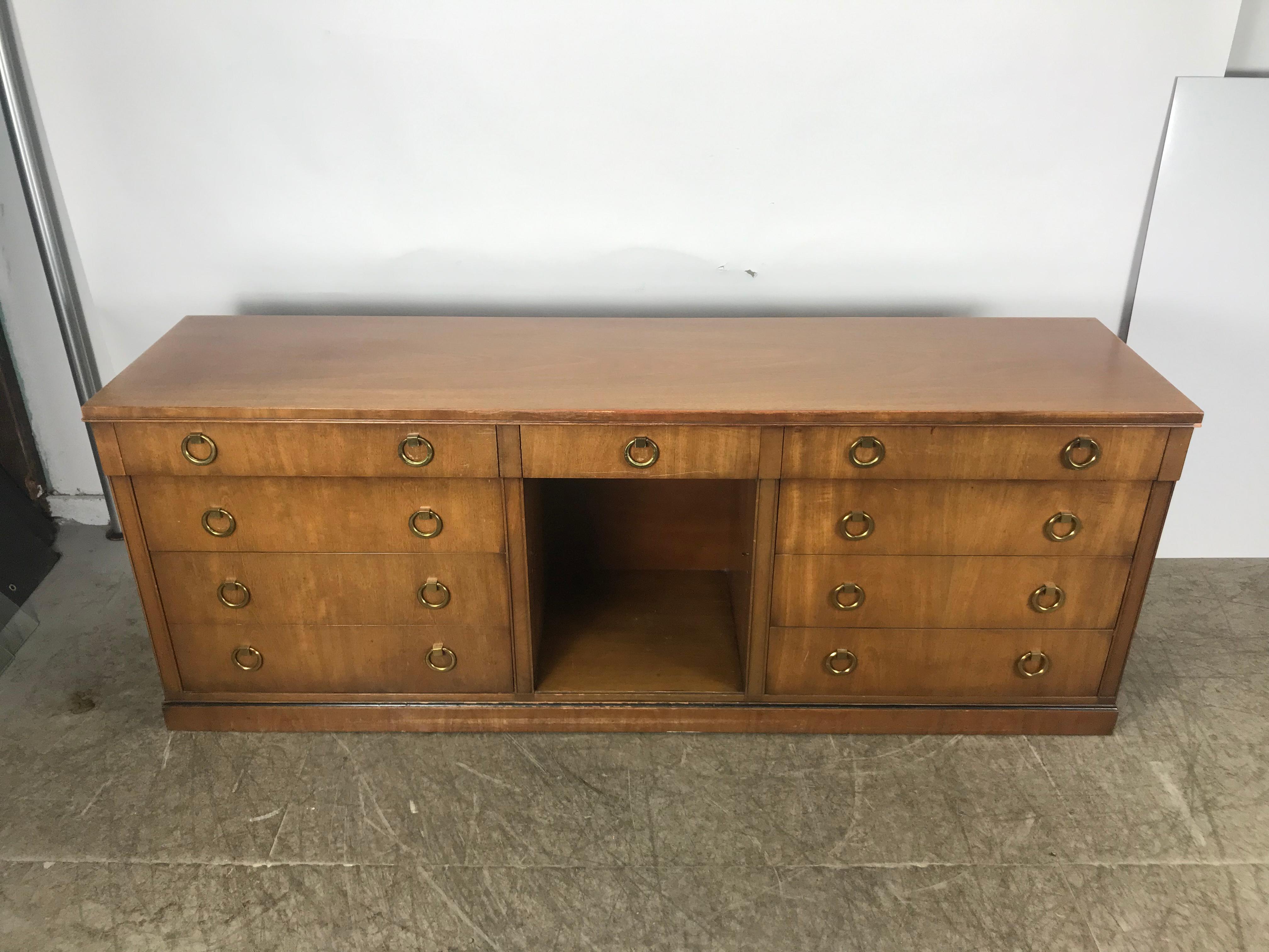 American Classic Regency Modernist 9-Drawer Credenza /Sideboard Manufactured by Kittinger