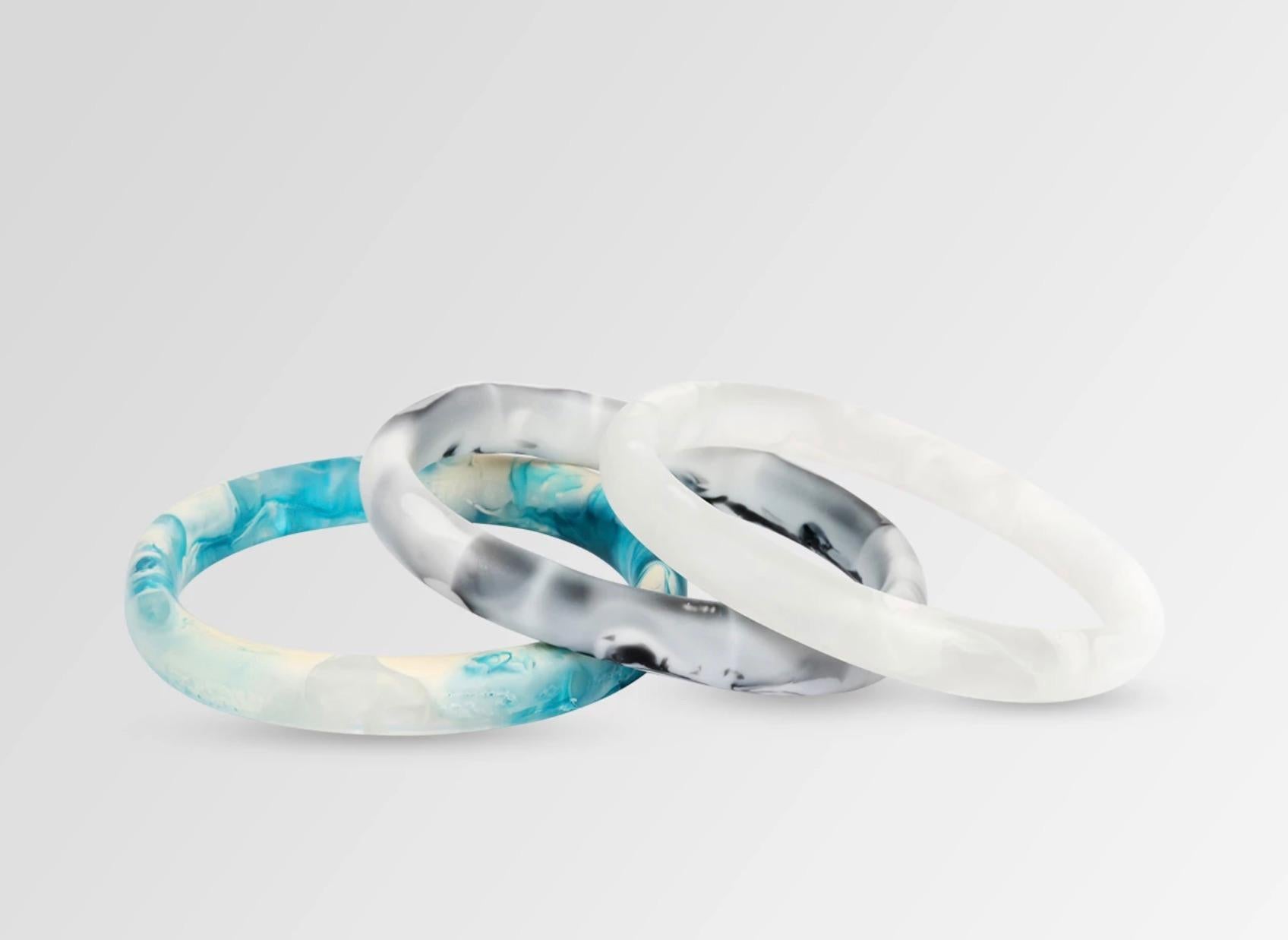 Resin bangle. This bangle is featured in our Classic colour, Lagoon. 

Dinosaur Designs resin products are hand made in Sydney, Australia. Each piece is unique and we cannot guarantee you will receive an item exactly identical to what is that shown