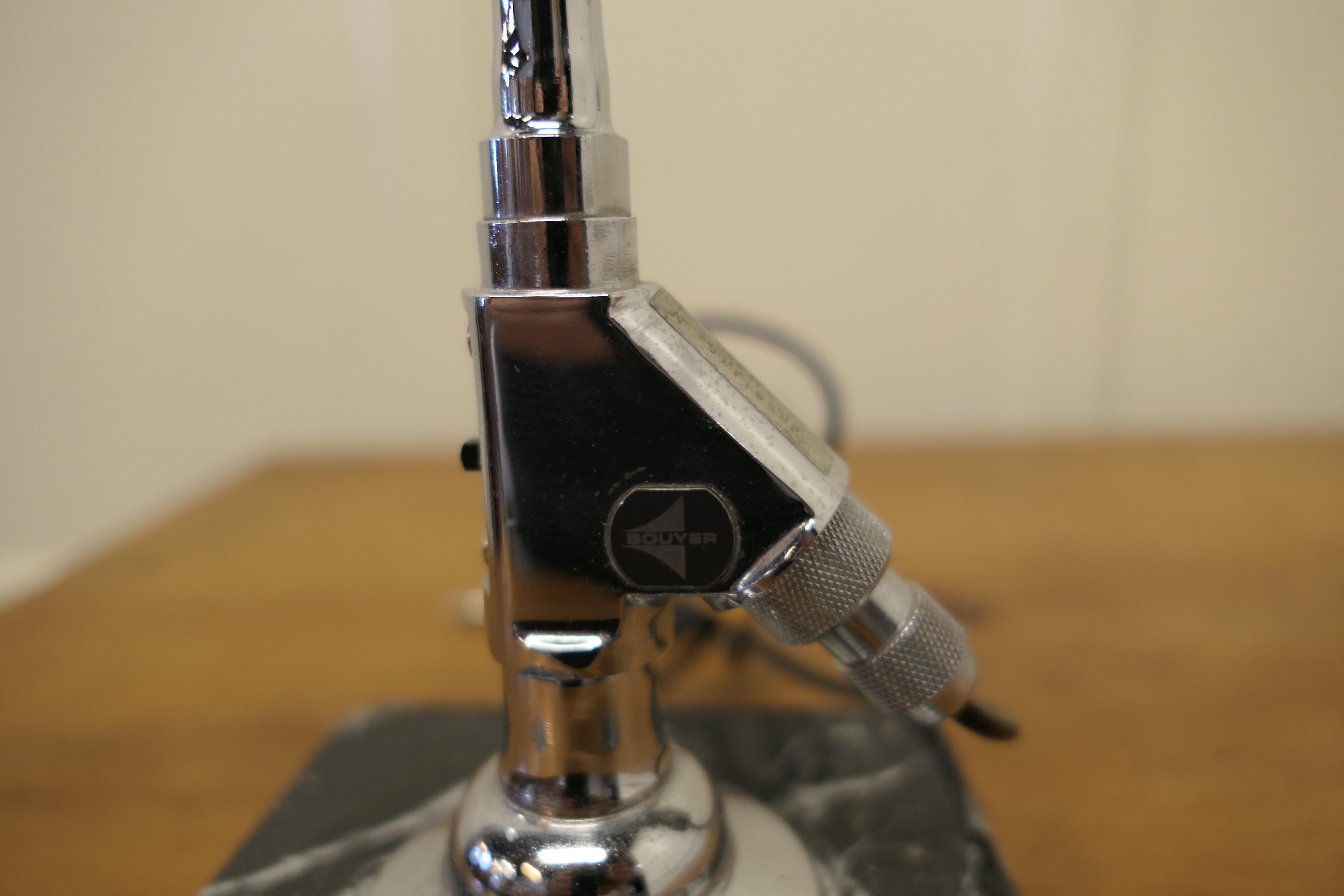 Classic Retro Chrome Mike by Bouyer Set on a Marble Table Stand In Good Condition For Sale In Chillerton, Isle of Wight