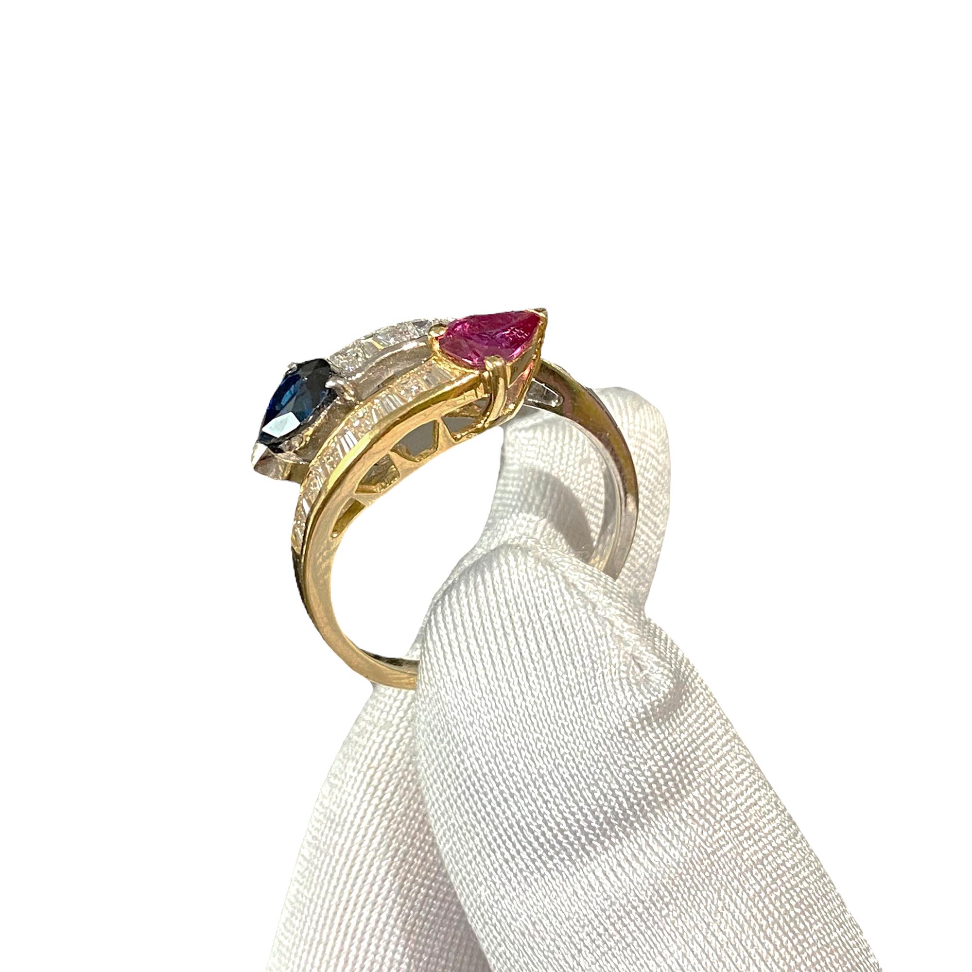 Women's Classic Ring with Natural Ruby, Sapphire and Natural Diamonds, 18kt Bicolor Gold For Sale