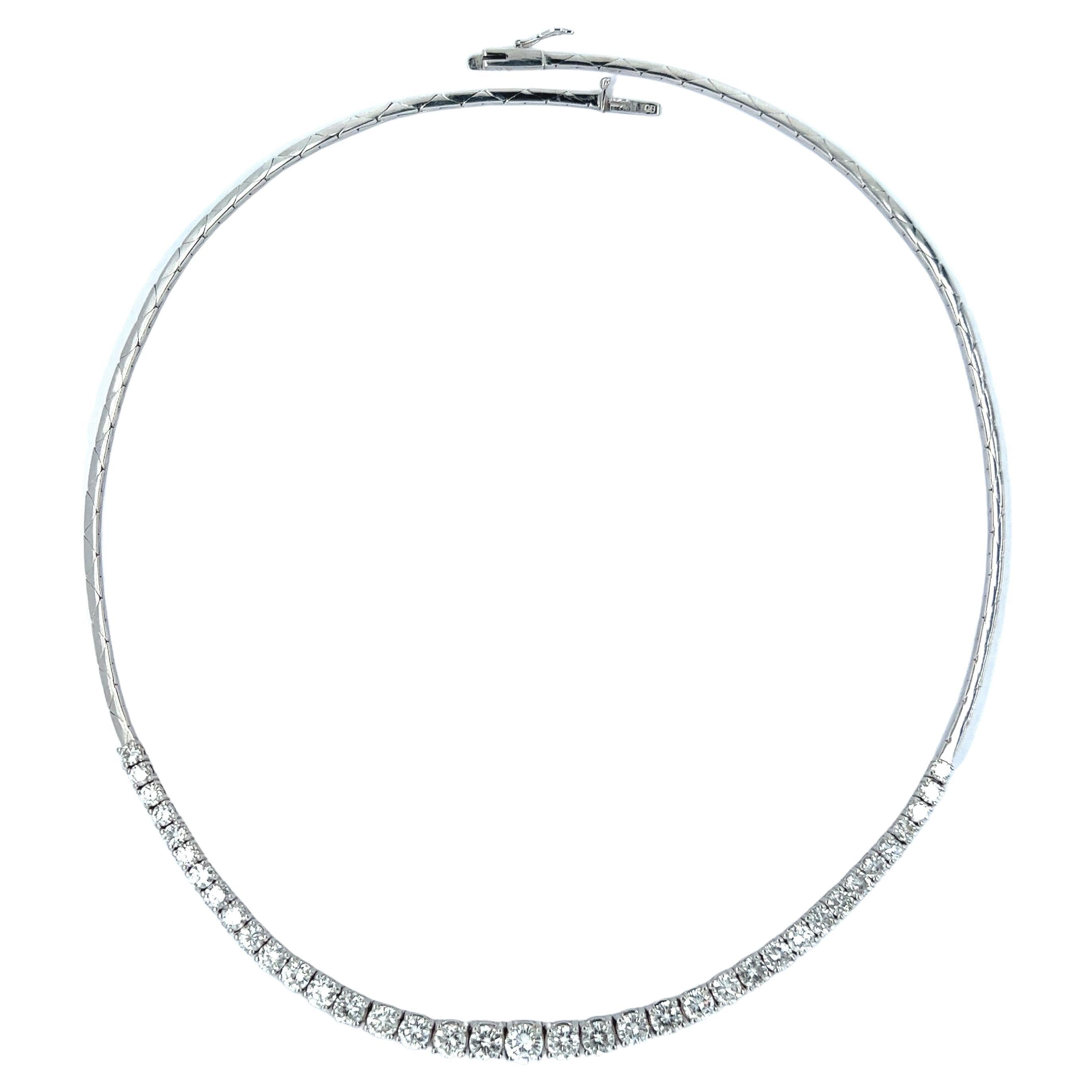 Classic Rivière Diamond Necklace en or blanc 18 carats par Bucherer en vente