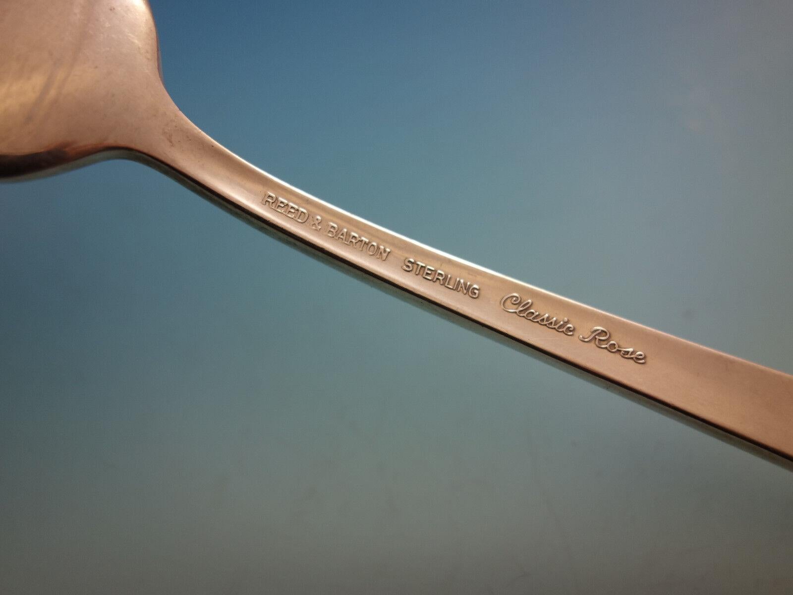Superbe service de couverts Classic Rose by Reed & Barton en argent sterling - 48 pièces. Cet ensemble comprend :

12 Couteaux, 9 1/8