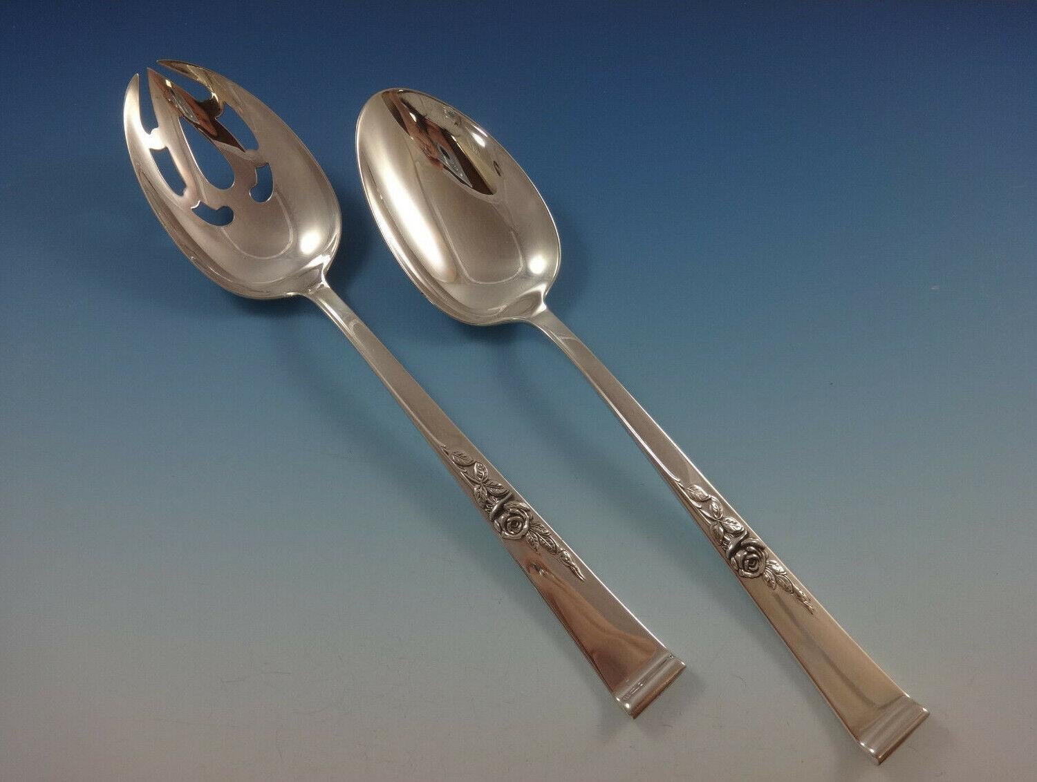 Juego de Cubiertos de Plata de Ley Classic Rose by Reed & Barton 12 Servicios 77 Piezas Plata esterlina en venta