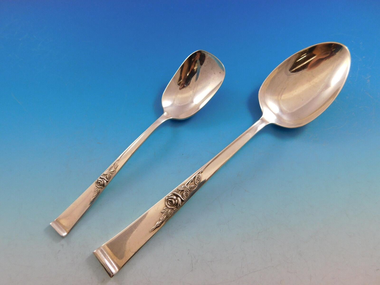 Classic Rose by Reed & Barton Sterling Silver Flatware Set 8 Service 45 Pieces In Excellent Condition For Sale In Big Bend, WI