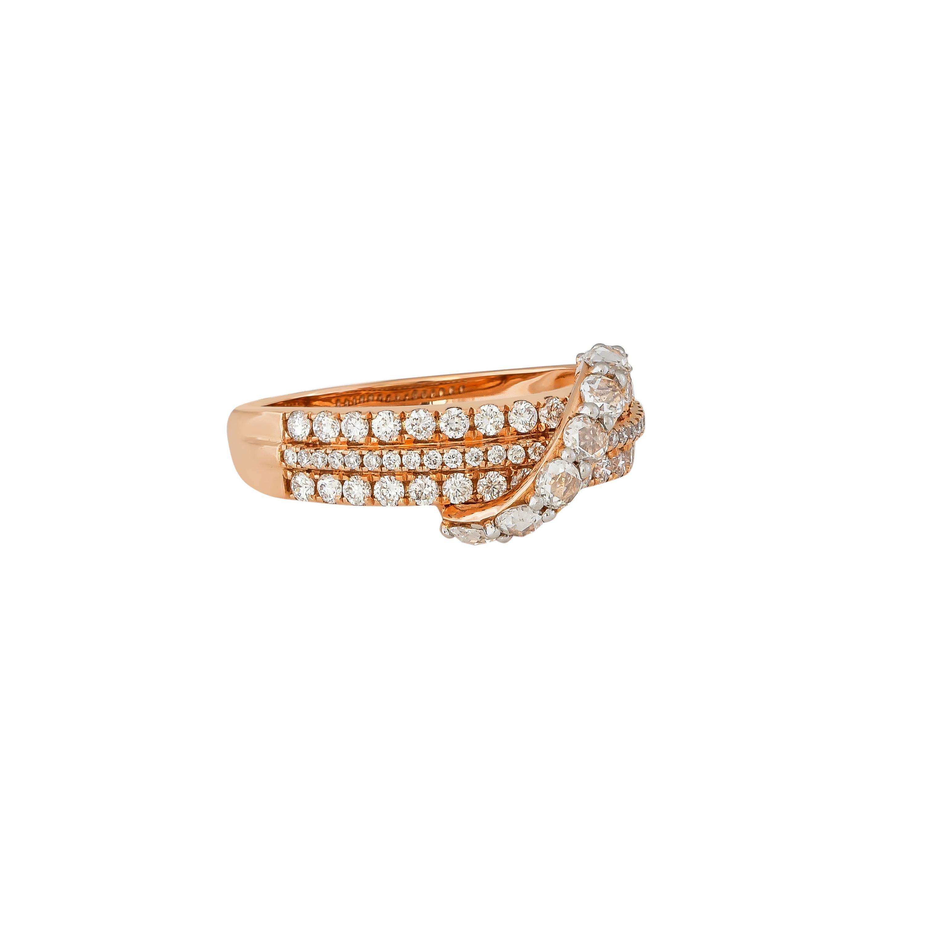 Contemporary Classic Rose Cut Diamond Ring in 18 Karat Rose Gold For Sale