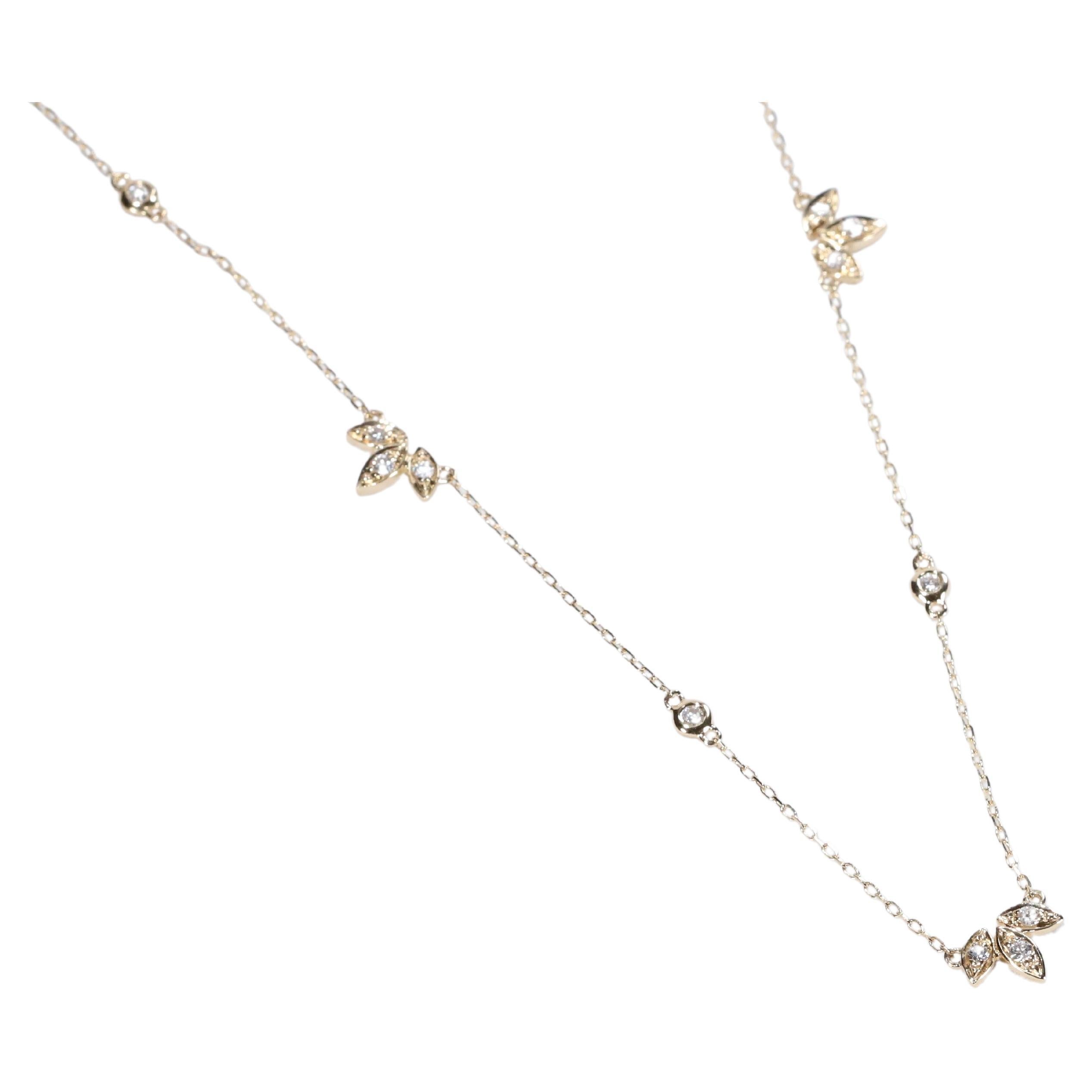 Klassische Halskette aus 14 Karat Gelbgold mit weißen Diamanten im Rundschliff