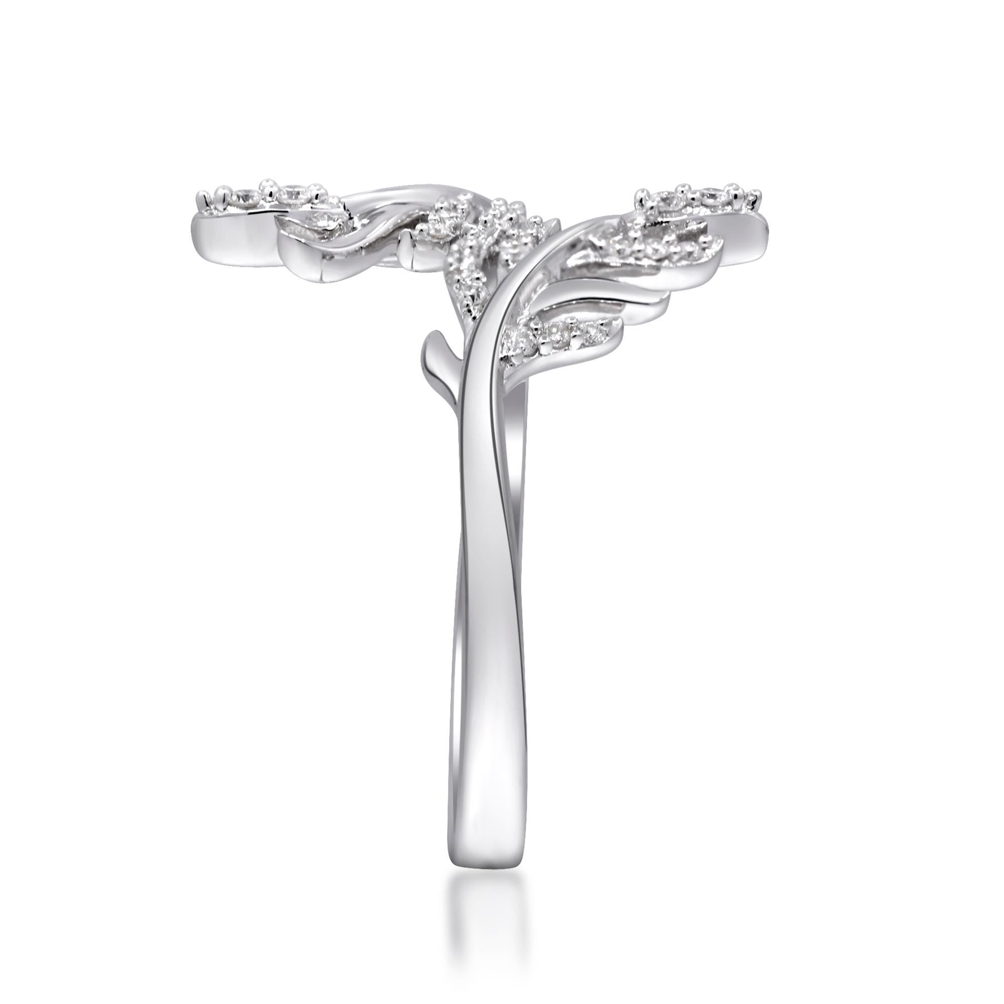 Classic Round-Cut White Diamond 925 Sterling Silver Ring by Smithsonian Neuf - En vente à New York, NY