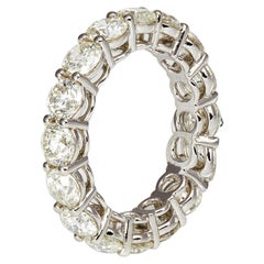Classic Round Diamond 5.84 ct 18k White Gold Eternity Ring Size 54