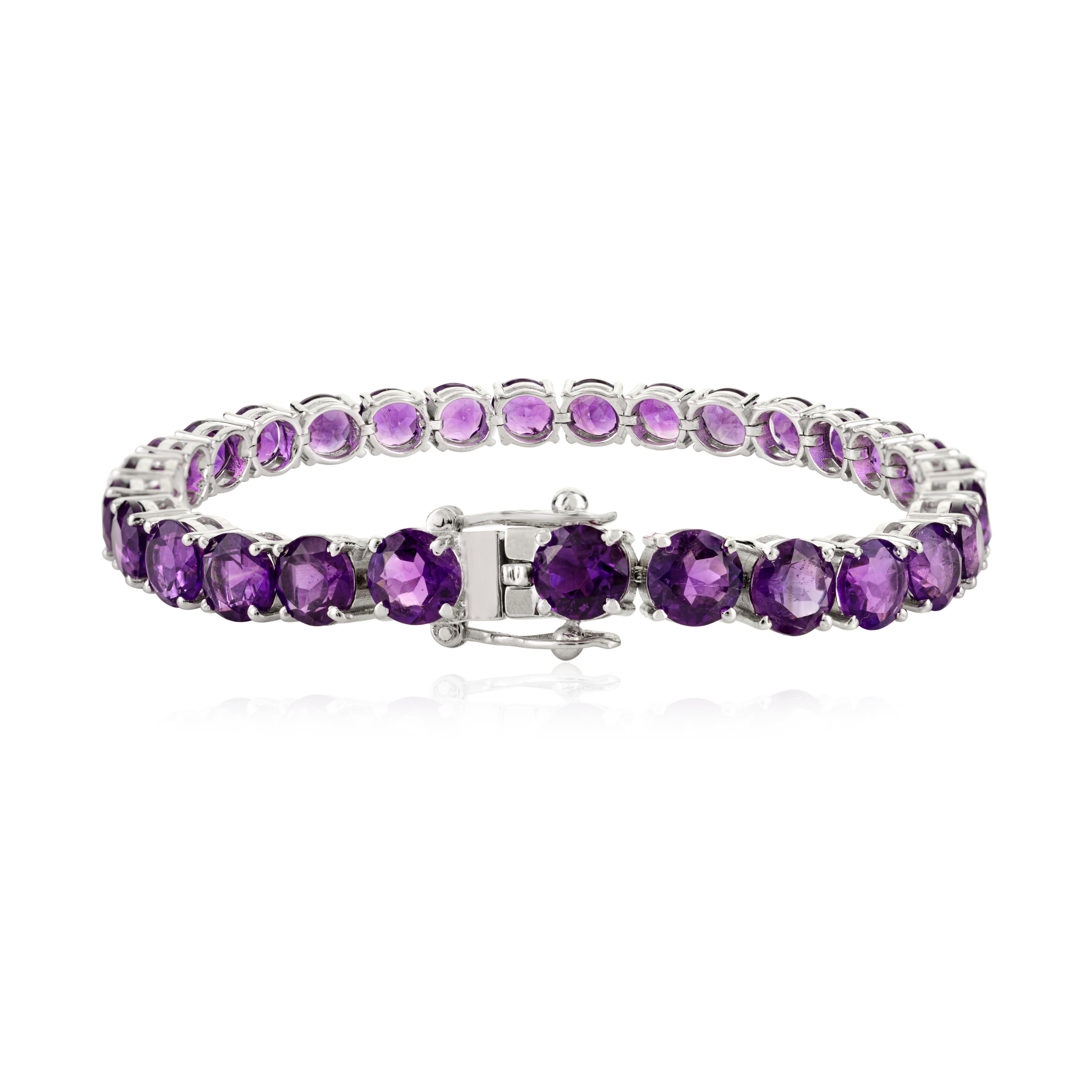 Classic Round Faceted Amethyst Tennis Bracelet for Grandma Gift in 925 Silver im Zustand „Neu“ im Angebot in New York, NY
