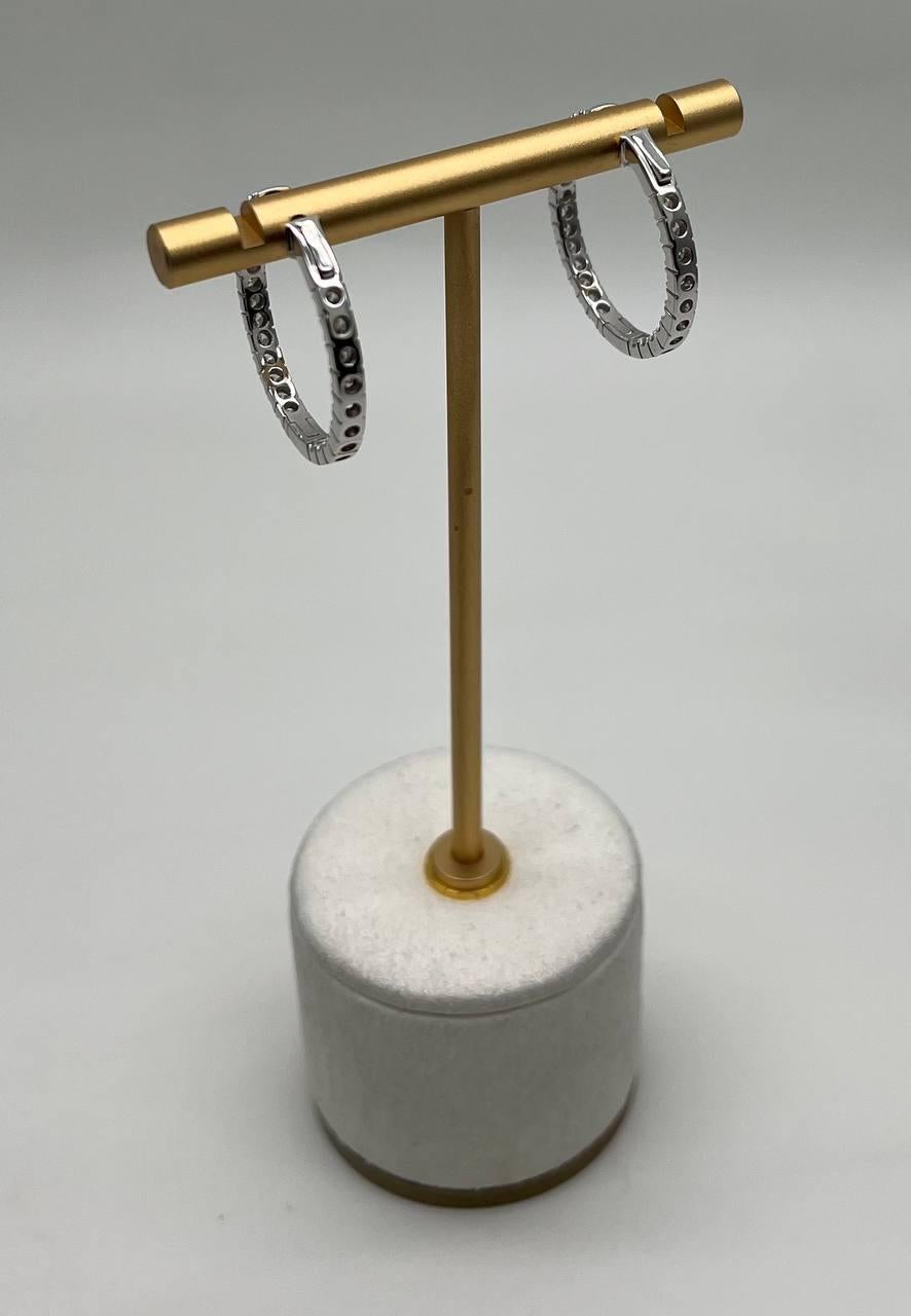 Classic Round Shape Brilliant Cut 18K White Gold Medium Hoop Earrings For Sale 1