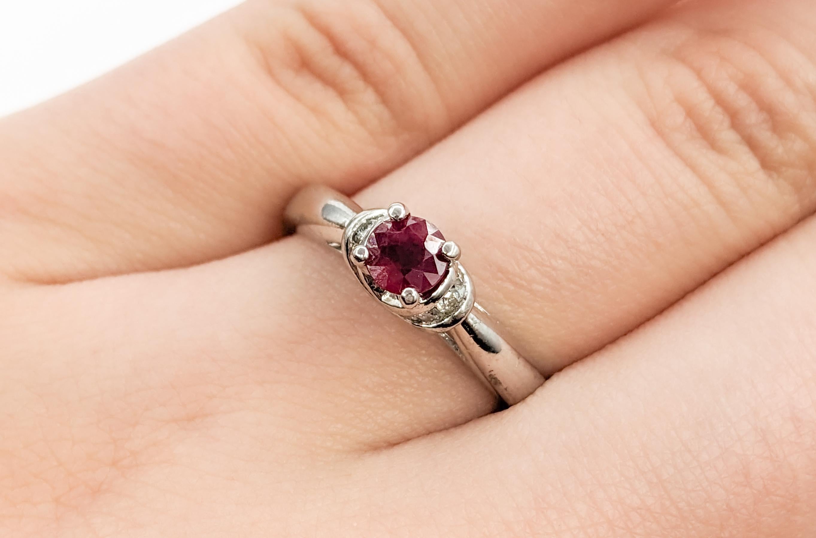 Round Cut Classic Ruby & Diamond Ring For Sale