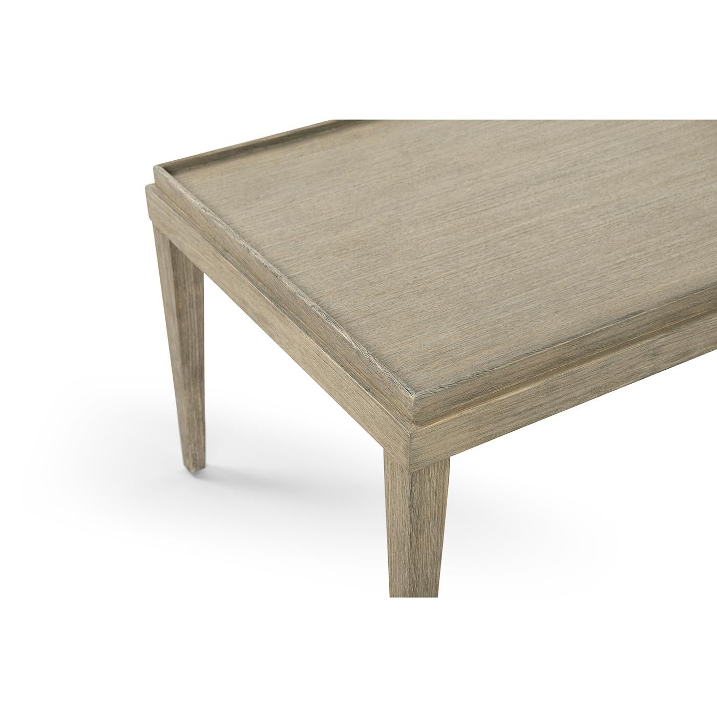 Table basse rustique classique - Grisé Neuf - En vente à Westwood, NJ