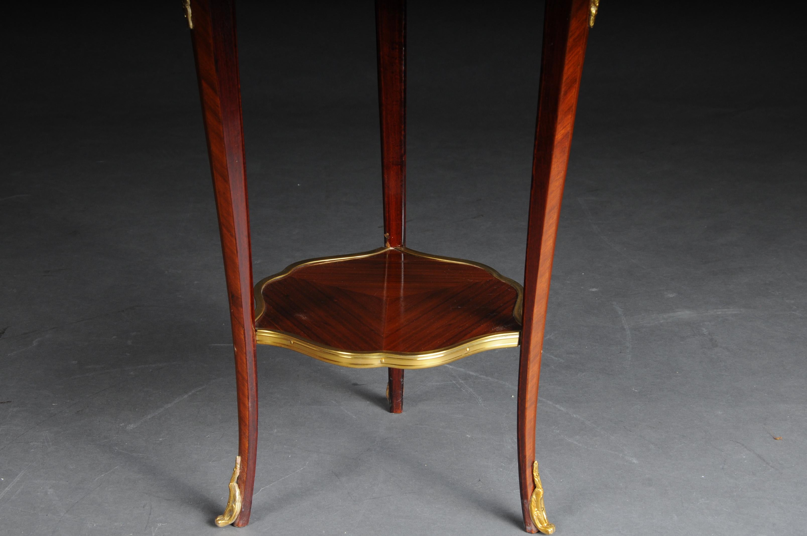 Classic Salon Side Table in Louis XV with Marble Top In Good Condition For Sale In Berlin, DE