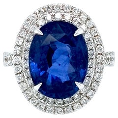 Classic Sapphire & Diamond Ring