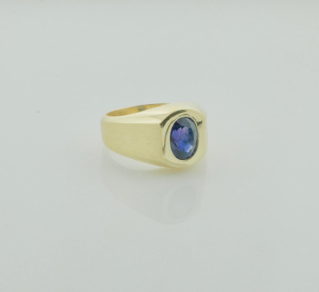 Classic Sapphire Pinky Ring,  2.75 Carats in 18k Yellow Gold
A classic ring inspired by The Ratpack in Oceans 11. The ring measures 13 mm in width, has a nice weight, and feels great on the hand.
