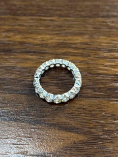 Classic Scallop Prong Set Eternity Round Brilliant Diamond White Gold Band Ring