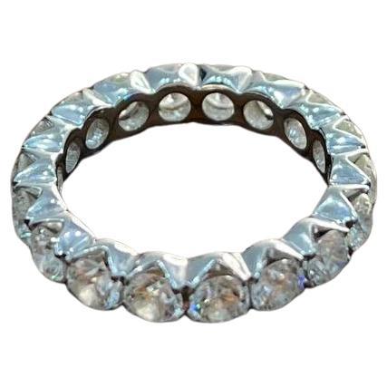 Classic Scallop Prong Set Eternity Round Brilliant Diamond White Gold Band Ring