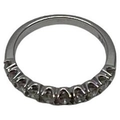 Classic Scallop Set Round Brilliant Diamond Line 14K White Gold Band Ring