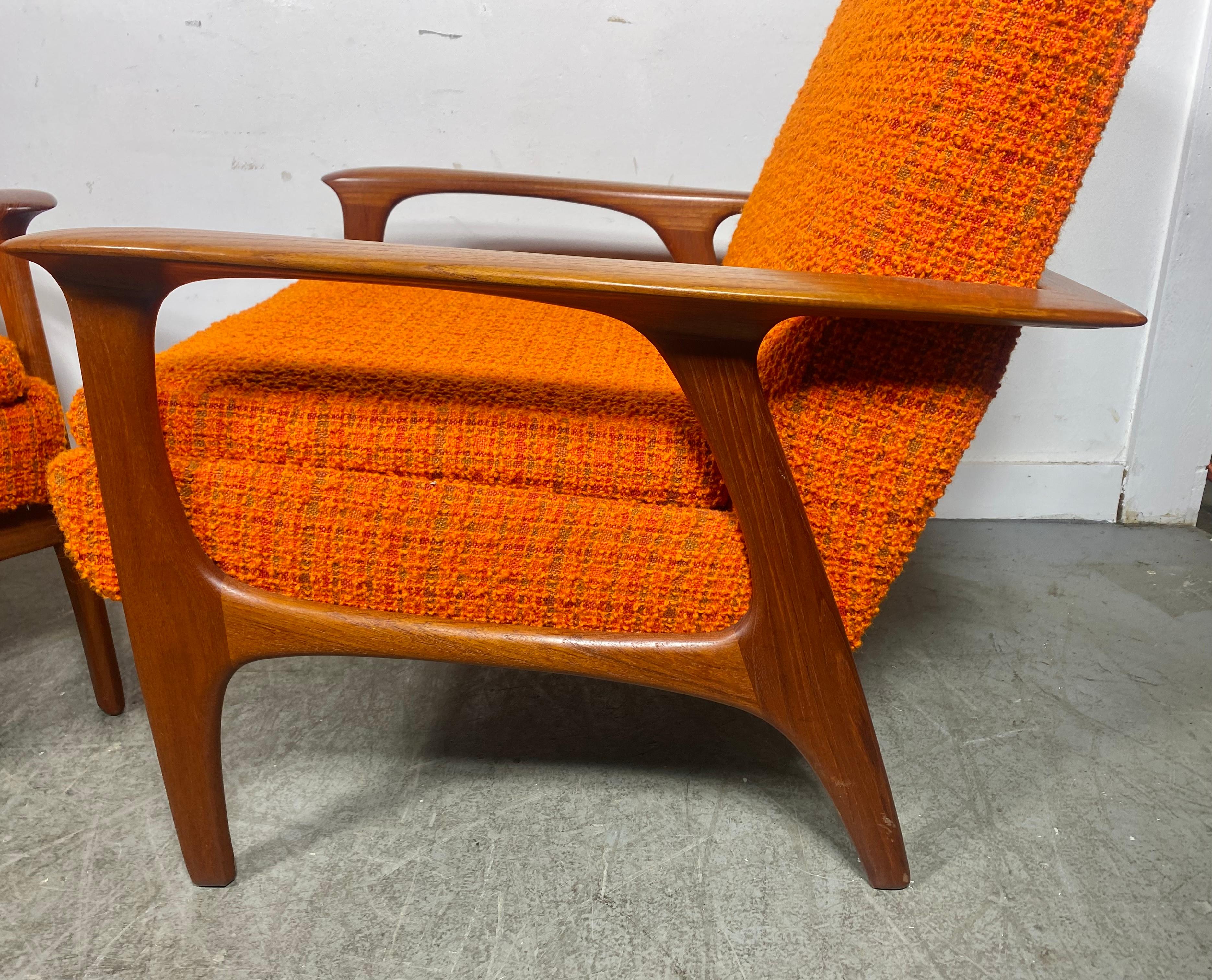 Fabric Classic Scandinavian Modern Teak Lounge Chairs , manner Of Hans Wegner For Sale