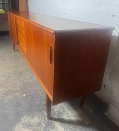 Credenza / credenza classica scandinava in teak di Troeds Bjarnum