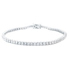 Used Classic Seamless Round Brilliant Diamond Tennis Bracelet, 3 Carats in 18k