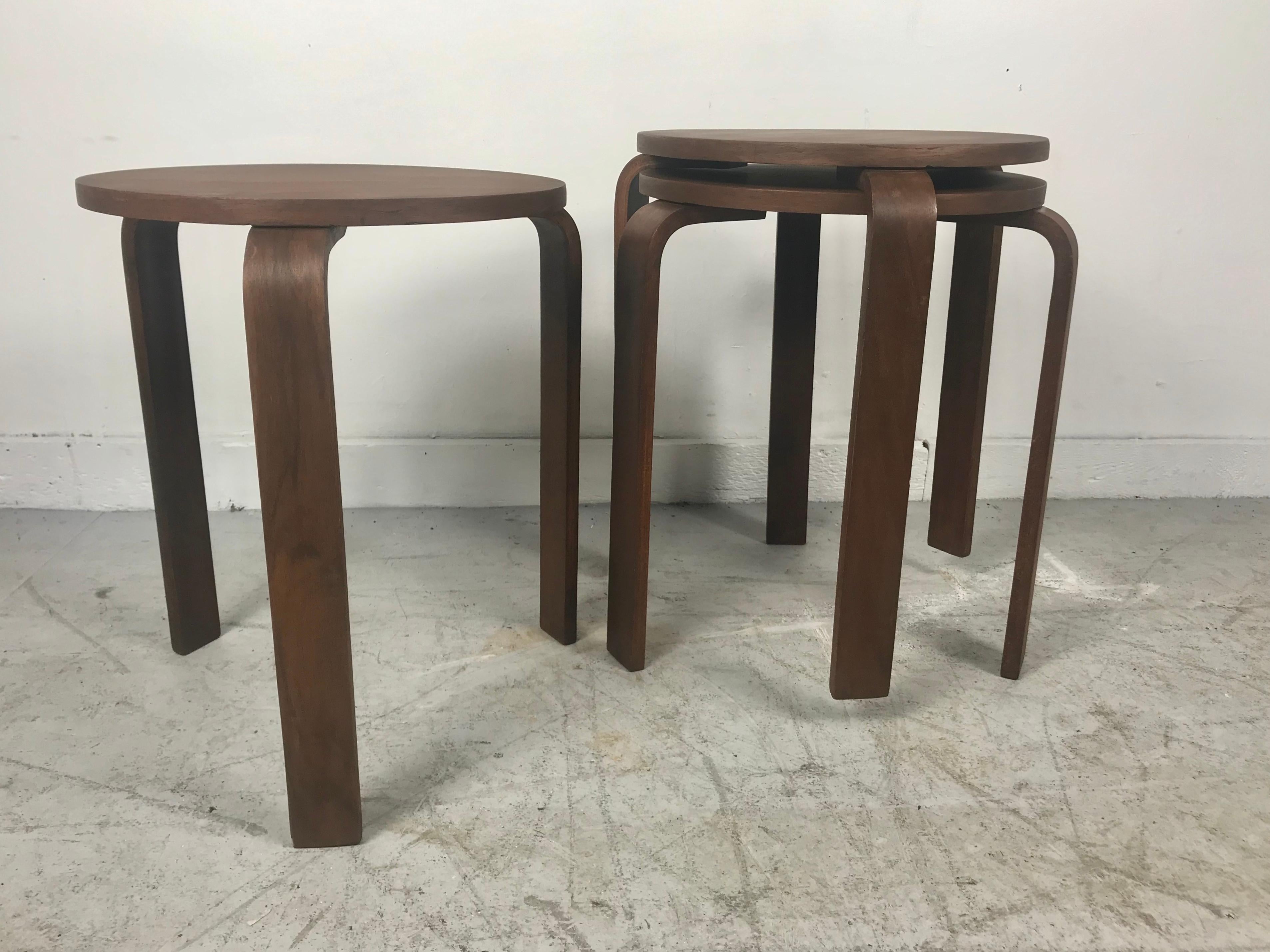 American Classic Set of 3 Walnut Stacking Stools Manufactured by Thonet after Alvar Aalto
