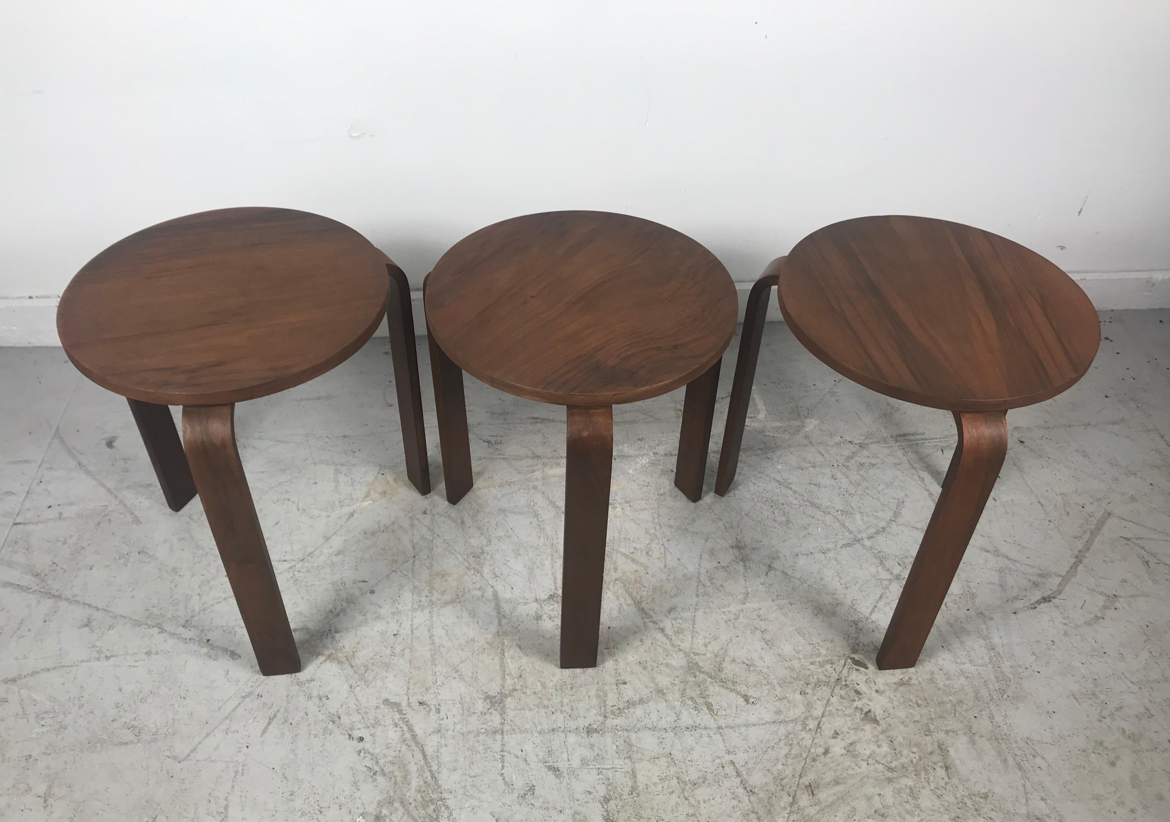 Classic Set of 3 Walnut Stacking Stools Manufactured by Thonet after Alvar Aalto In Good Condition In Buffalo, NY