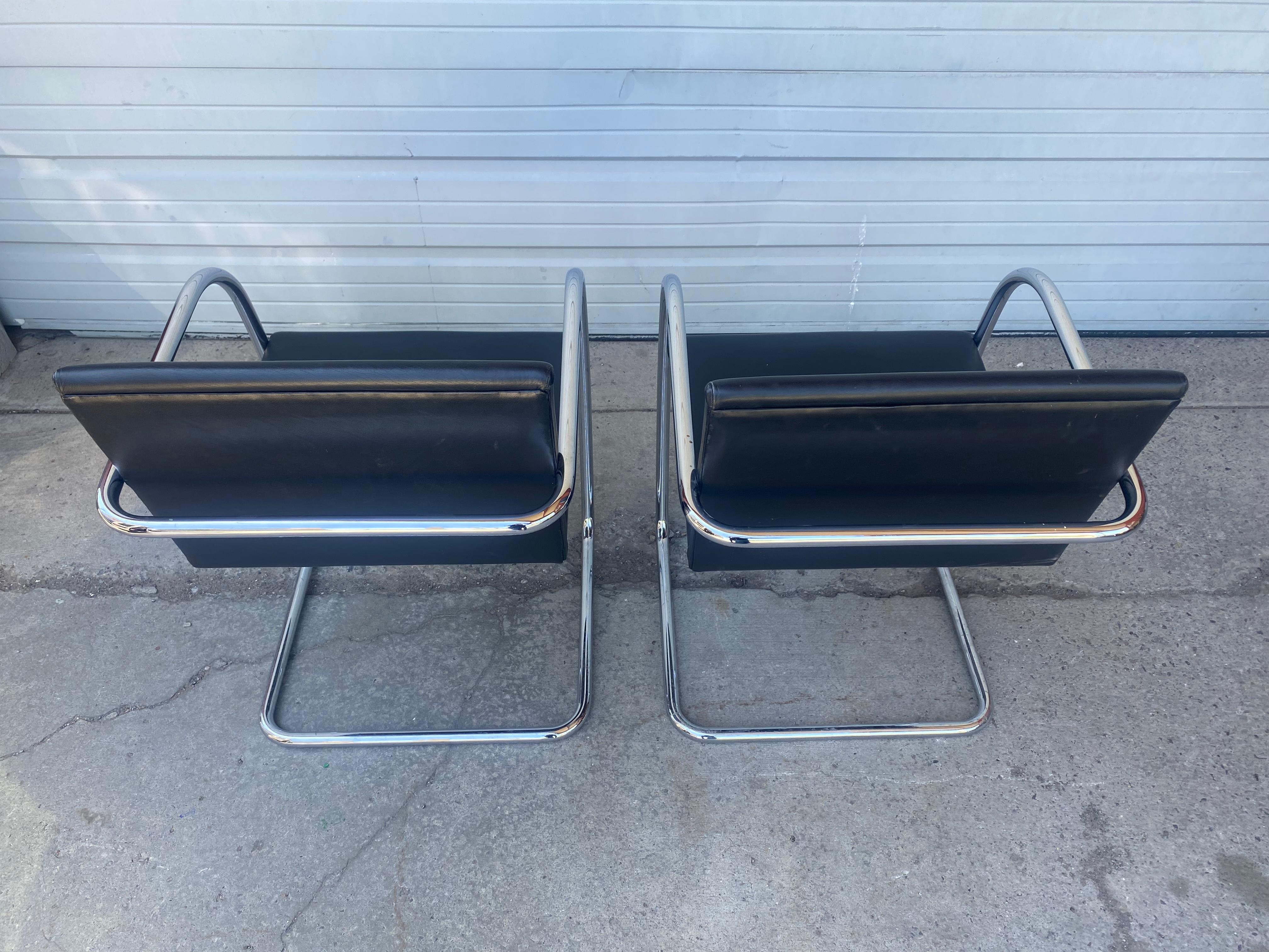 
Classic set of 6 Brno Chairs made by Knoll Studios,, Wonderfull Black leather and polished Chrome..Extremely comfortable,,, Retain original Knoll labels as well as impressed marke to steel (under arms) Hand delivery avail to New York City or