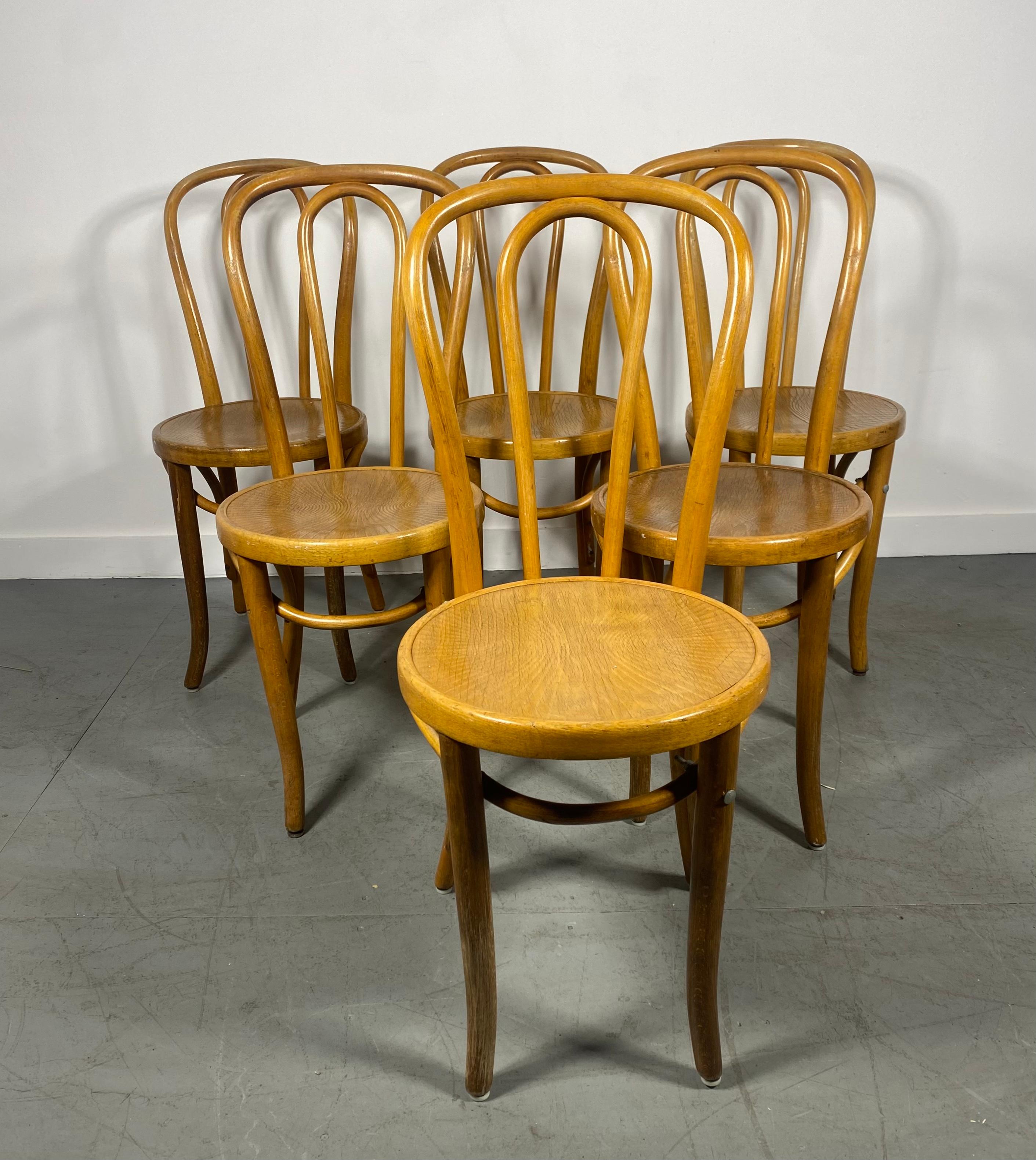 Mid-20th Century Classic Set 6 Thonet No. 18 Bentwood Bistro Dining Chairs For Sale