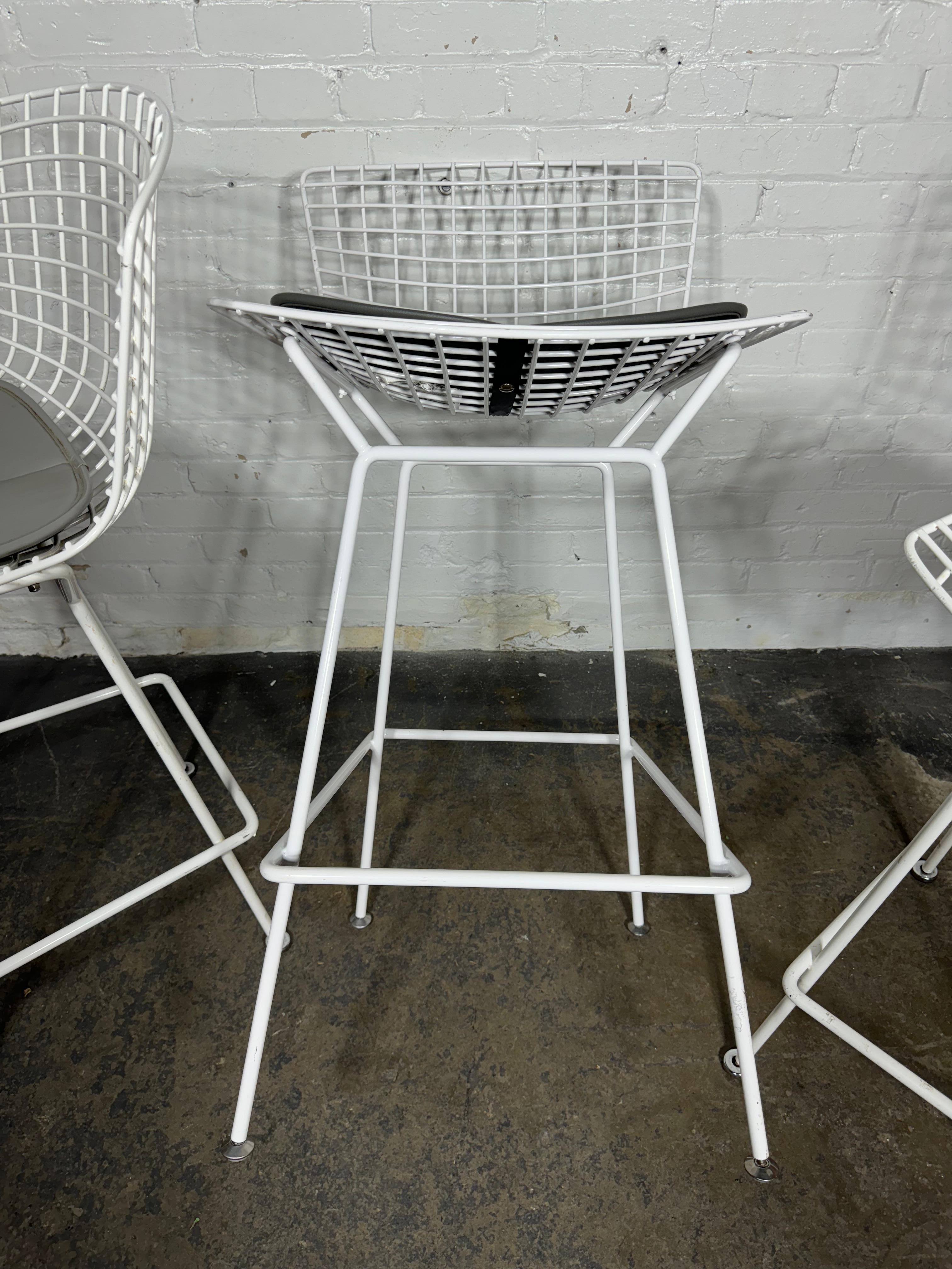 American Classic Set of 3 Modernist  Bar/ counter  Stools by Harry Bertoia for Knoll For Sale