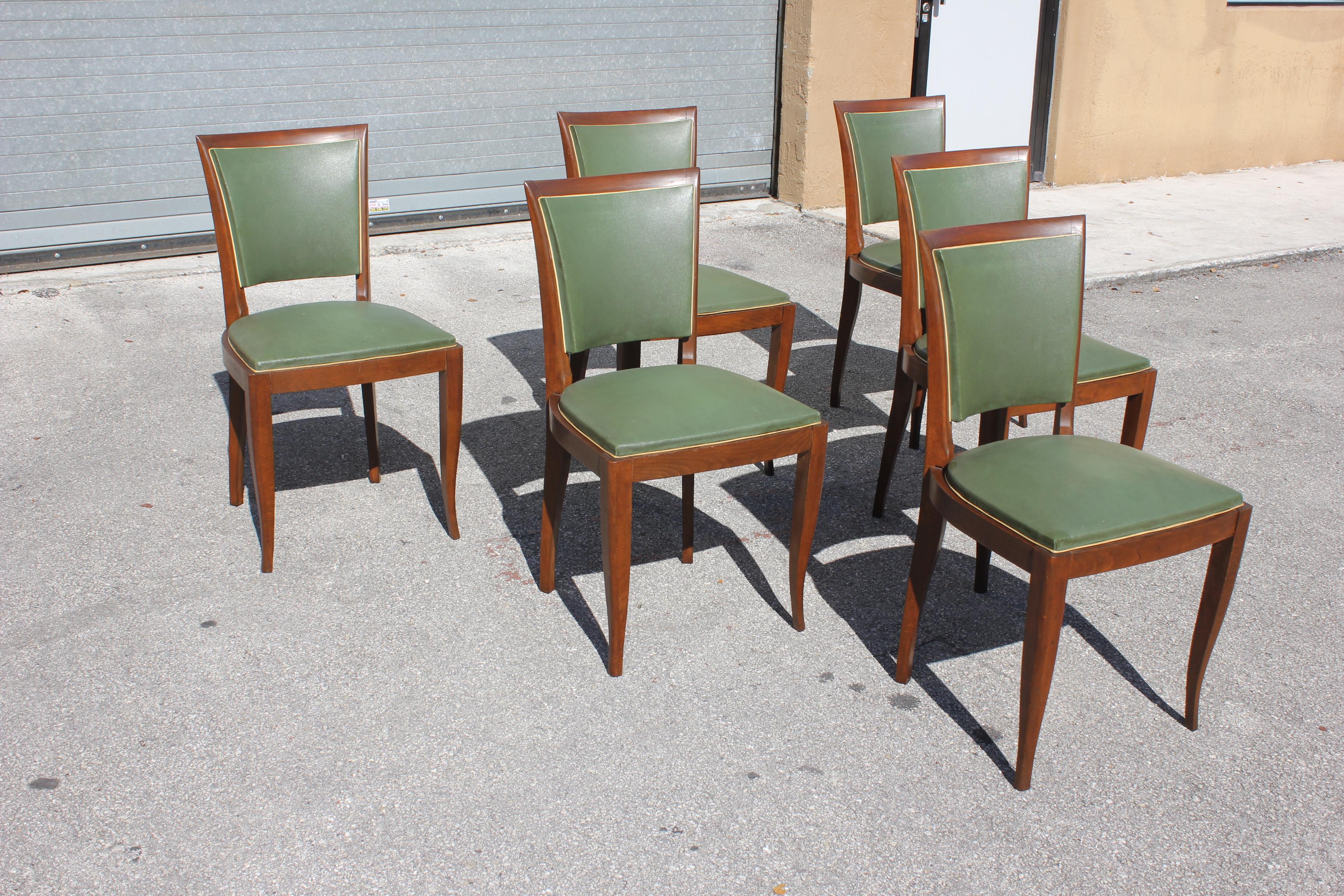 Classic Set of 6 French Art Deco Solid Mahogany Dining Chairs, circa 1940s In Good Condition In Hialeah, FL