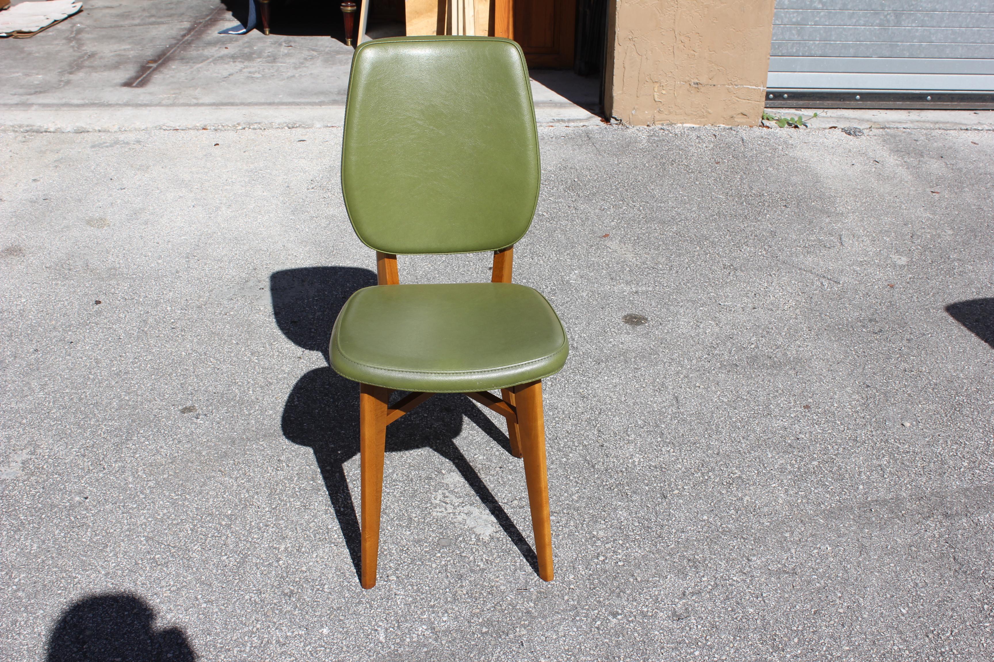 Classic Set of 8 French Art Deco Solid Mahogany Dining Chairs, circa 1940s 6