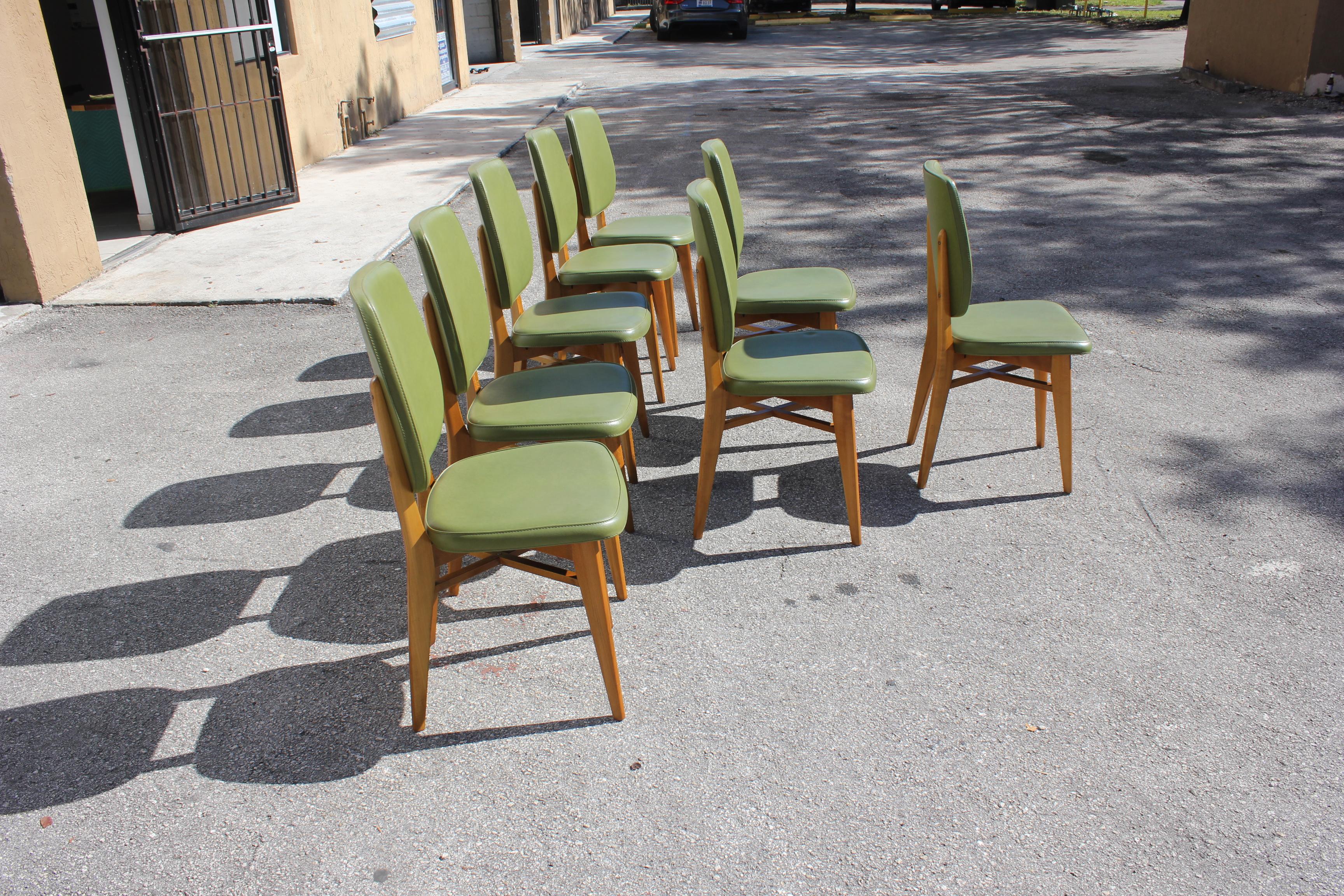 Classic Set of 8 French Art Deco Solid Mahogany Dining Chairs, circa 1940s 3