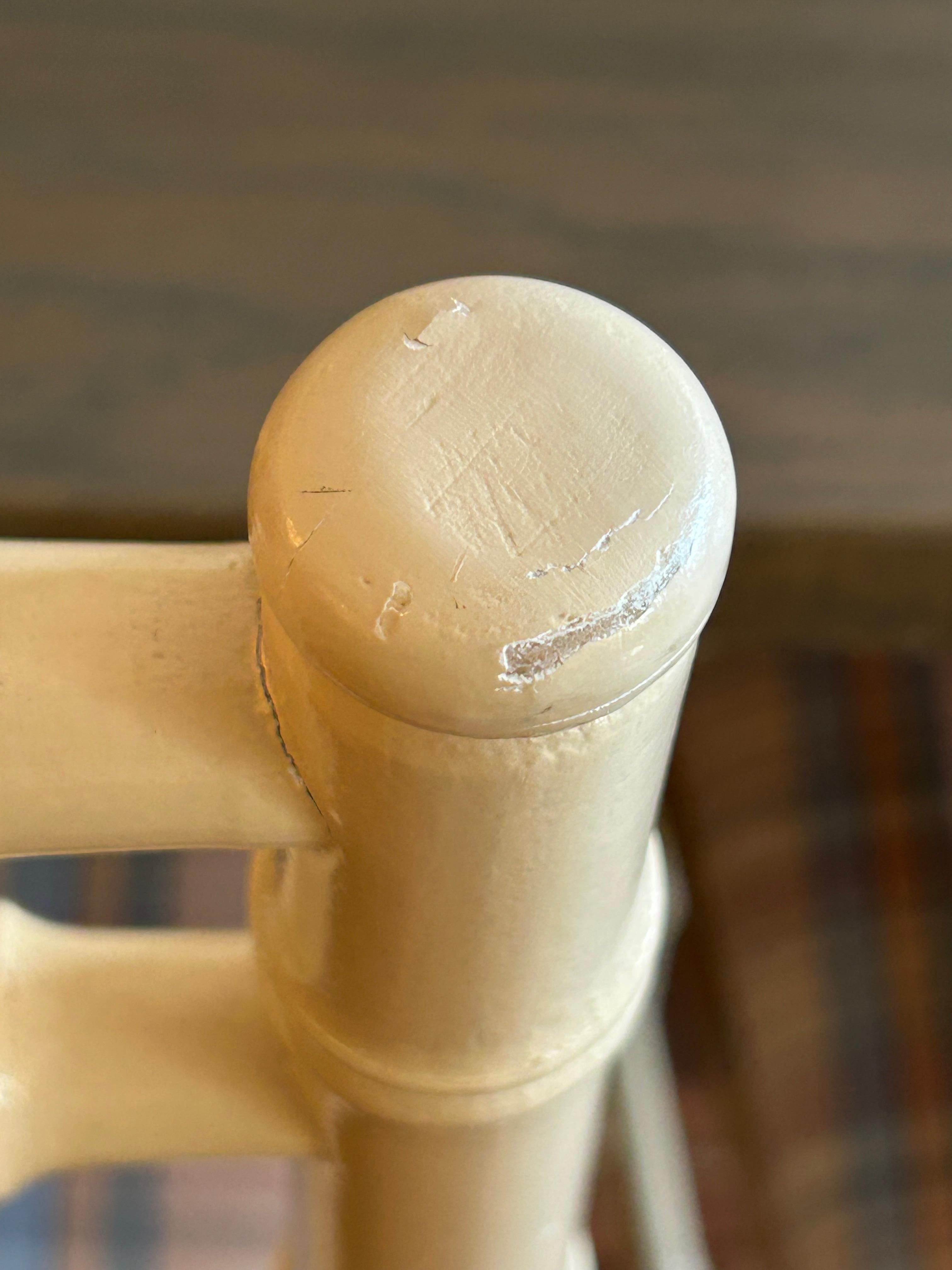 Clásico Juego de 8 Sillas de Comedor de Bambú Pintado Estilo Chinoiserie en venta 10
