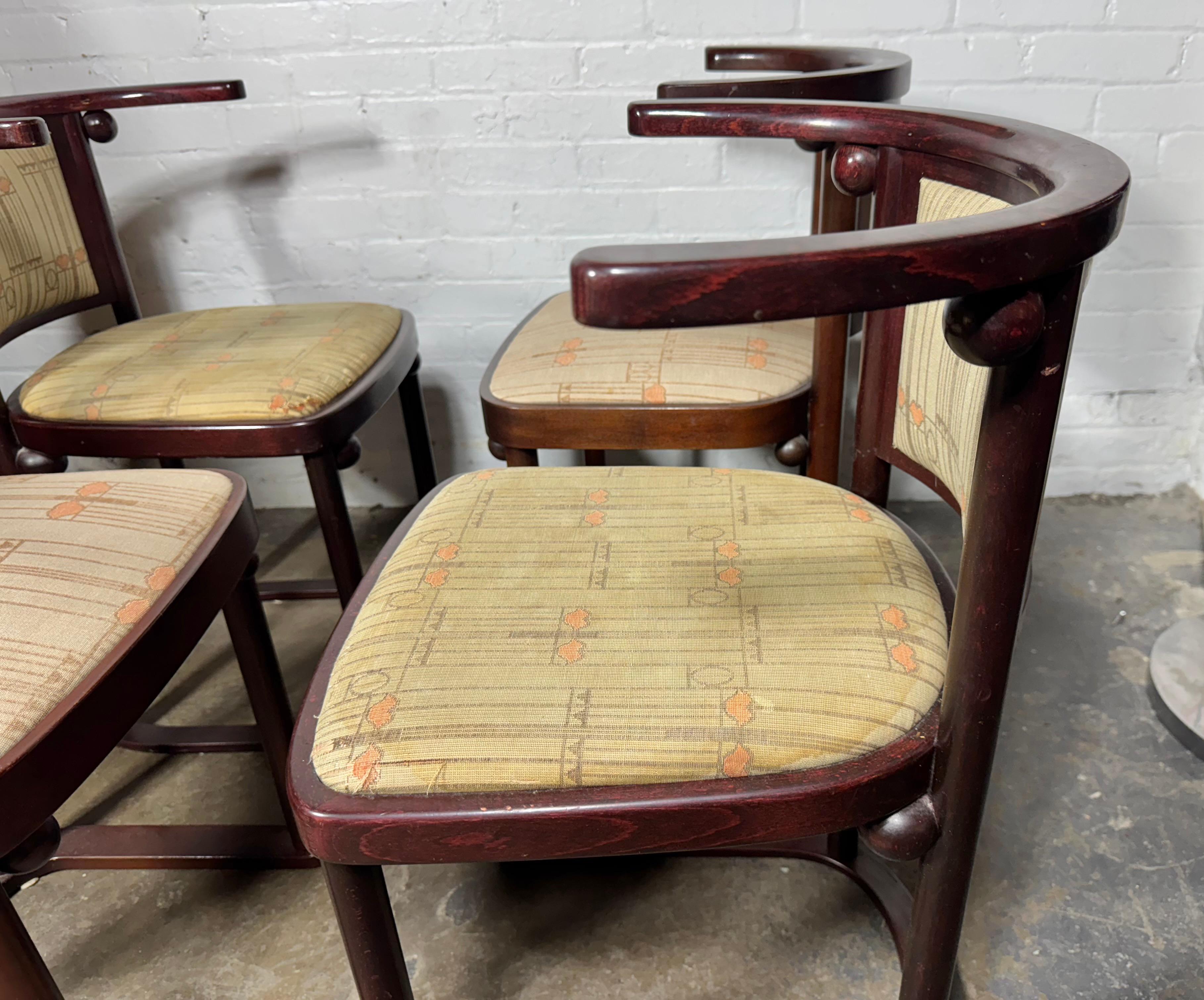 Fine XX secolo Set classico di quattro sedie Fledermaus di Josef Hoffmann per Wittmann in vendita