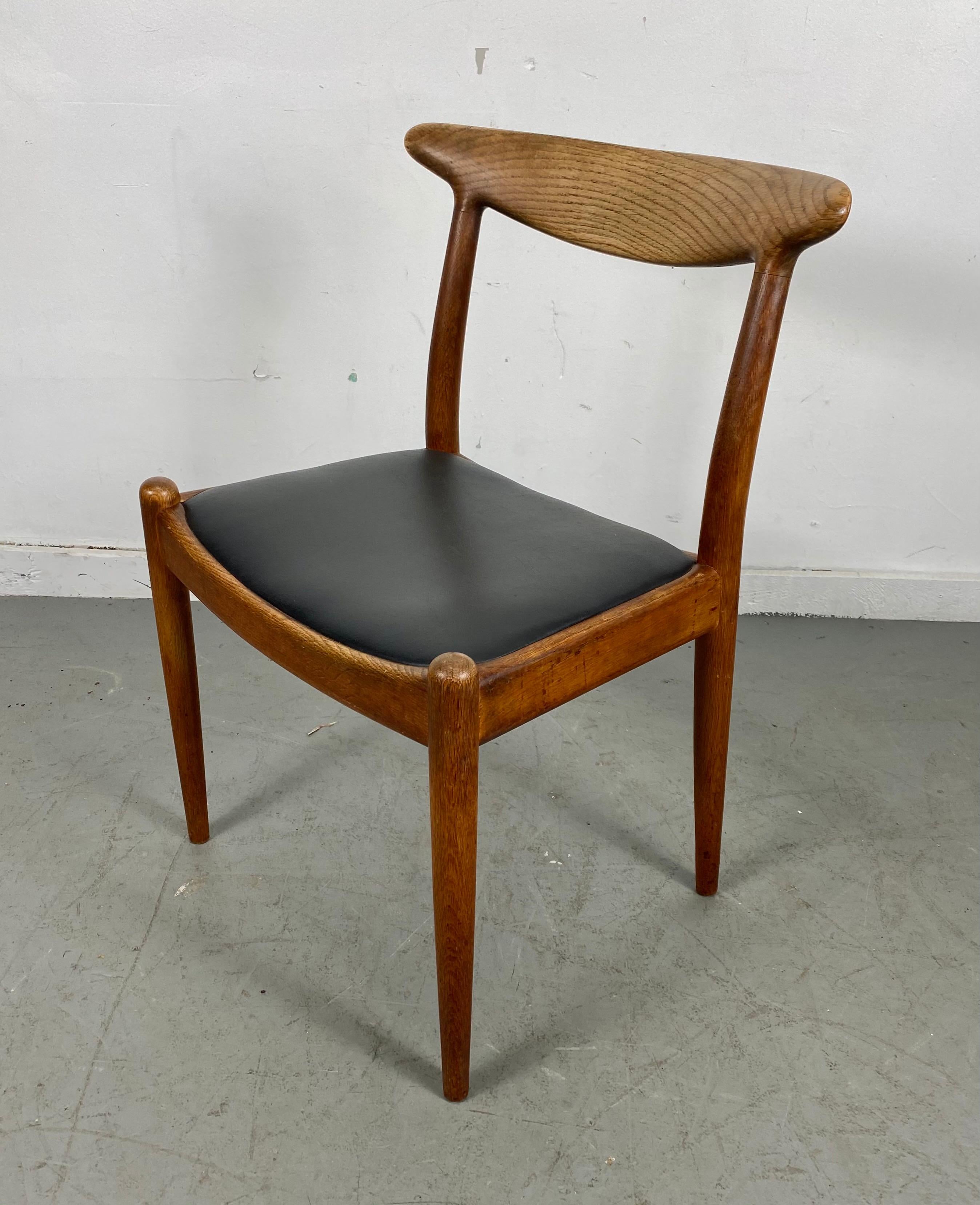 Classic Set of Four W2 Dining Chairs by Hans Wegner / Denmark 6