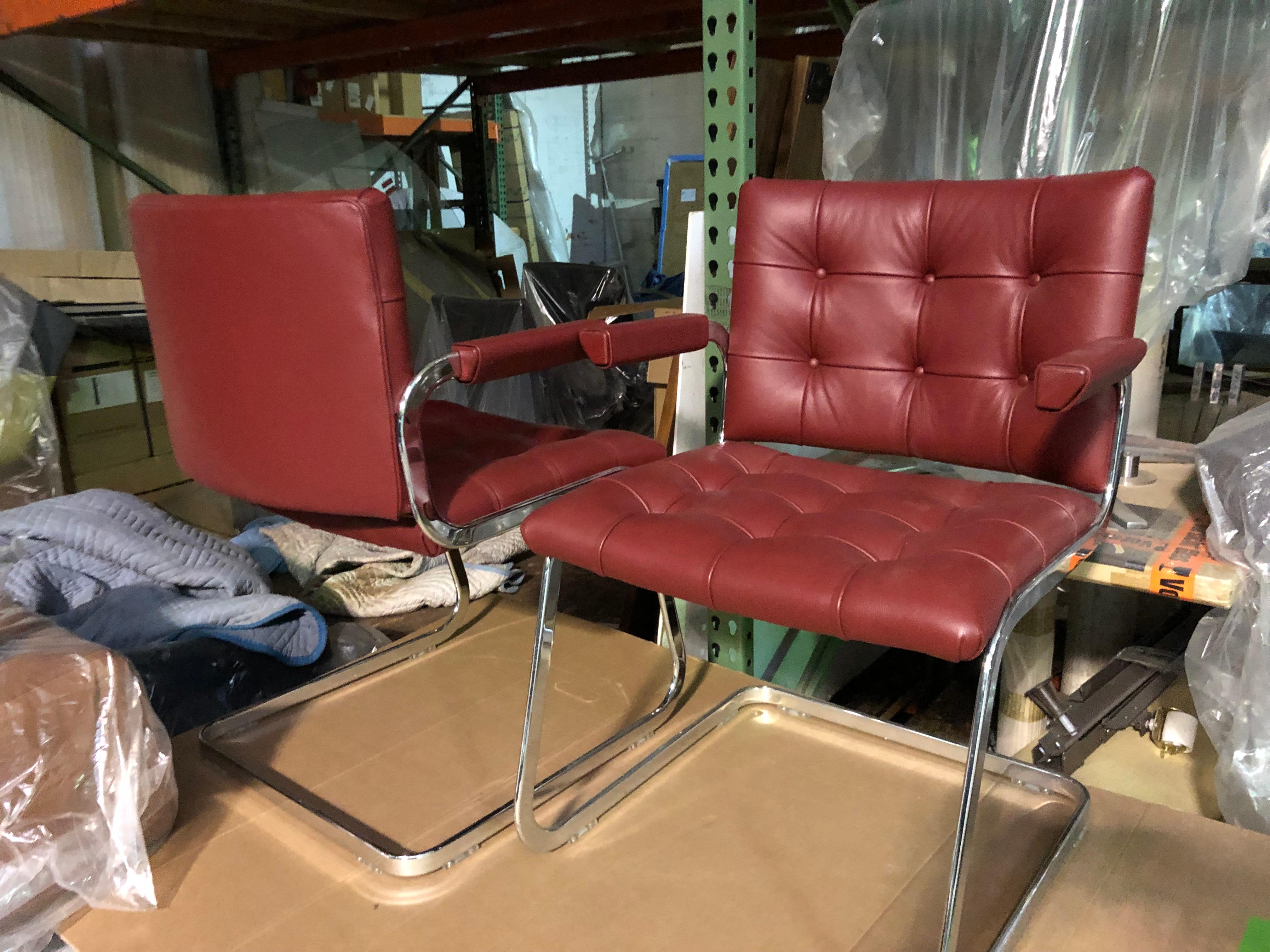 de Sede Classic Set of Three Haussmann RH 305 Red Leather Cantilever Armchairs In Good Condition In New York, NY