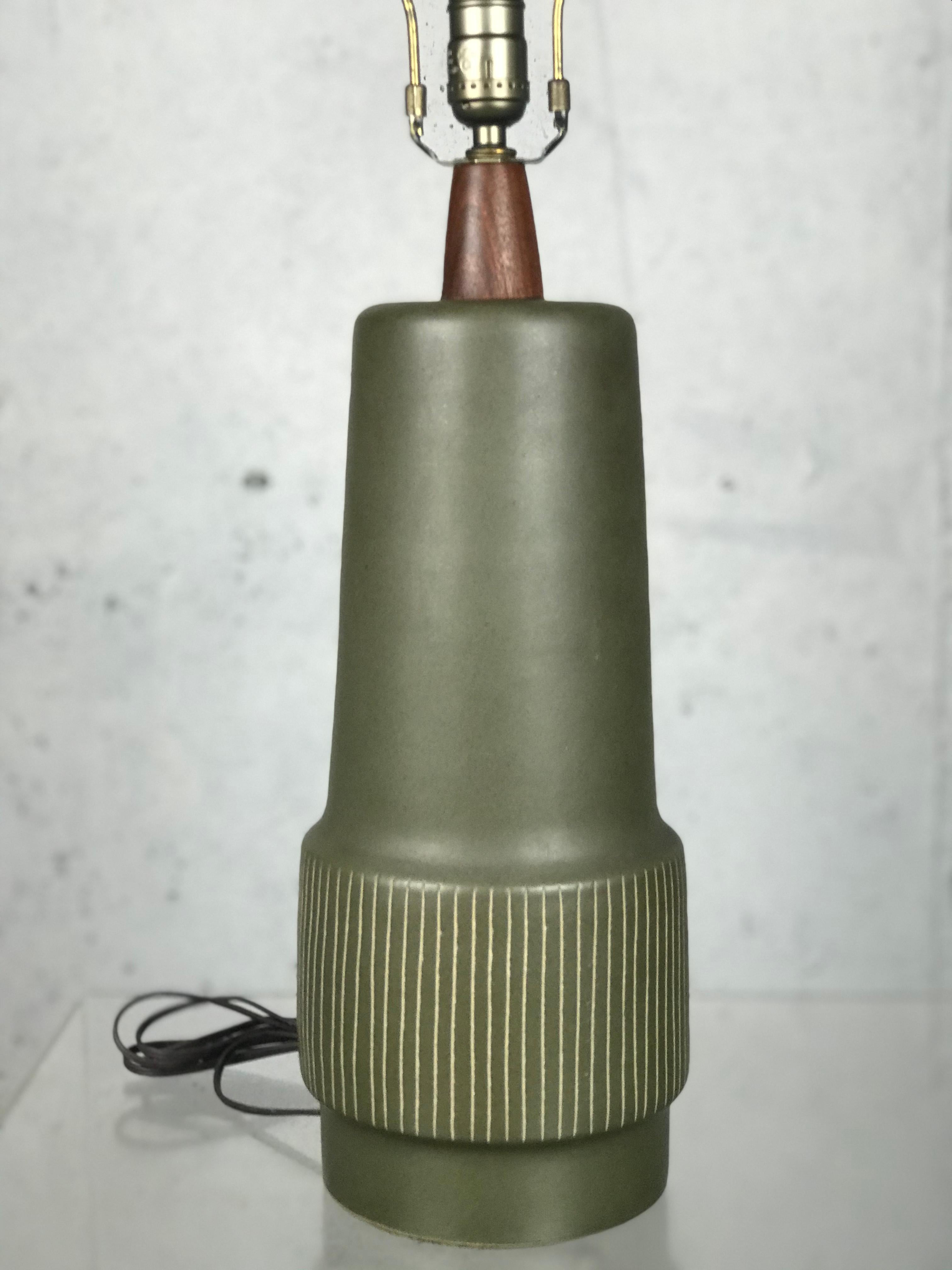 Classic Sgraffito Ceramic Lamp by Jane & Gordon Martz for Marshall Studios 1