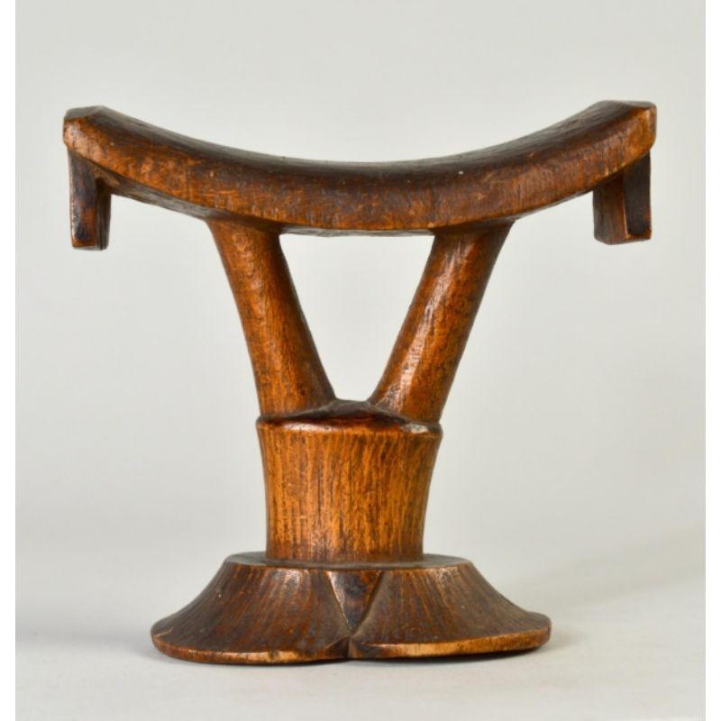 Tribal Classic Shona Headrest in Wood, Early 20th C. For Sale