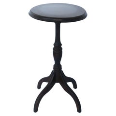 Classic Side Drinks Table Queen Anne Style 